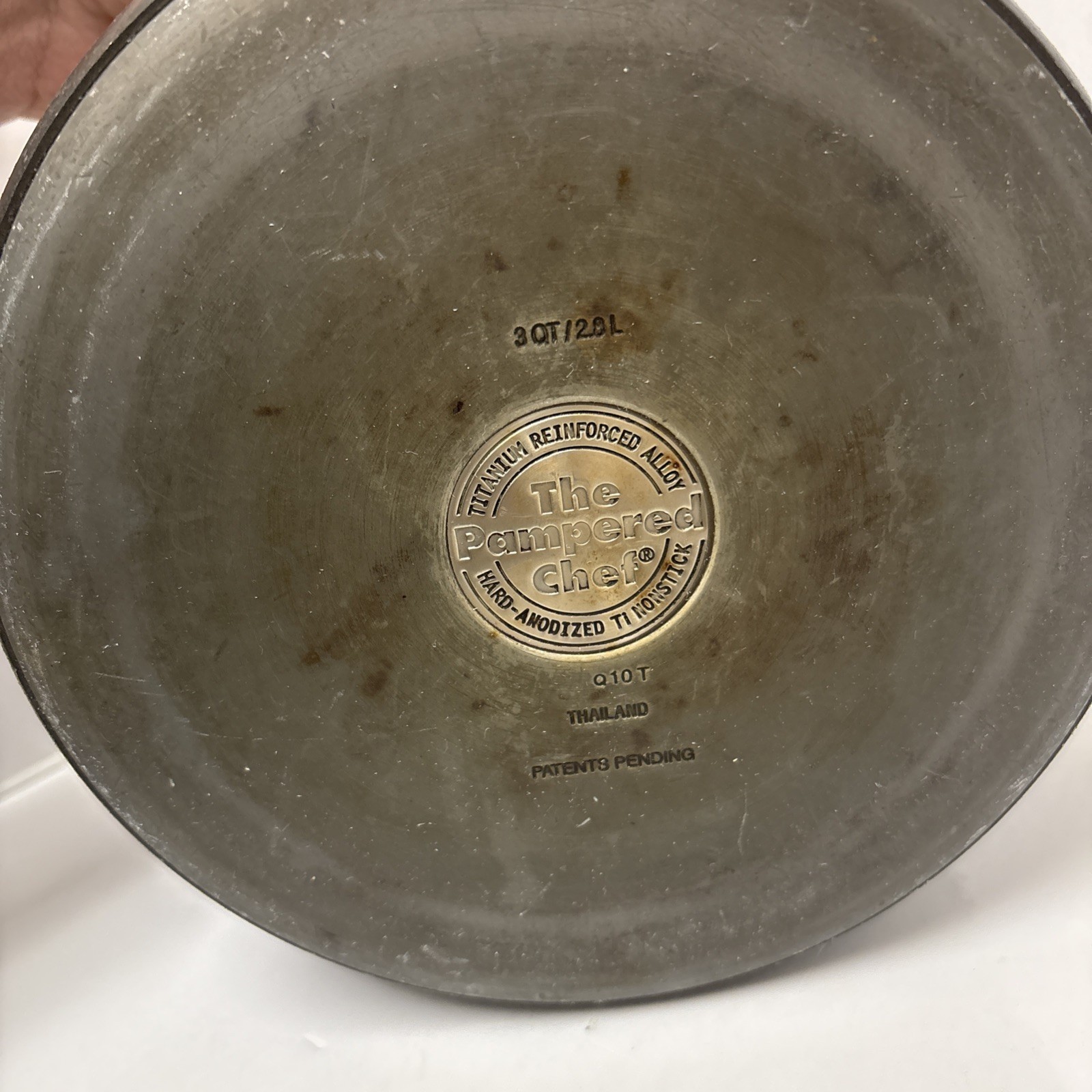 The Pampered Chef 3 Quart Hard-Anodized Non-Stick Sauce Pan With Lid