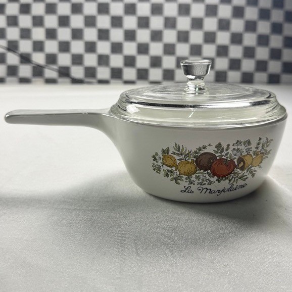 Vintage Corning Ware Spice O Life P-82-B 1.5 Pt Saucepan with Glass Lid USA