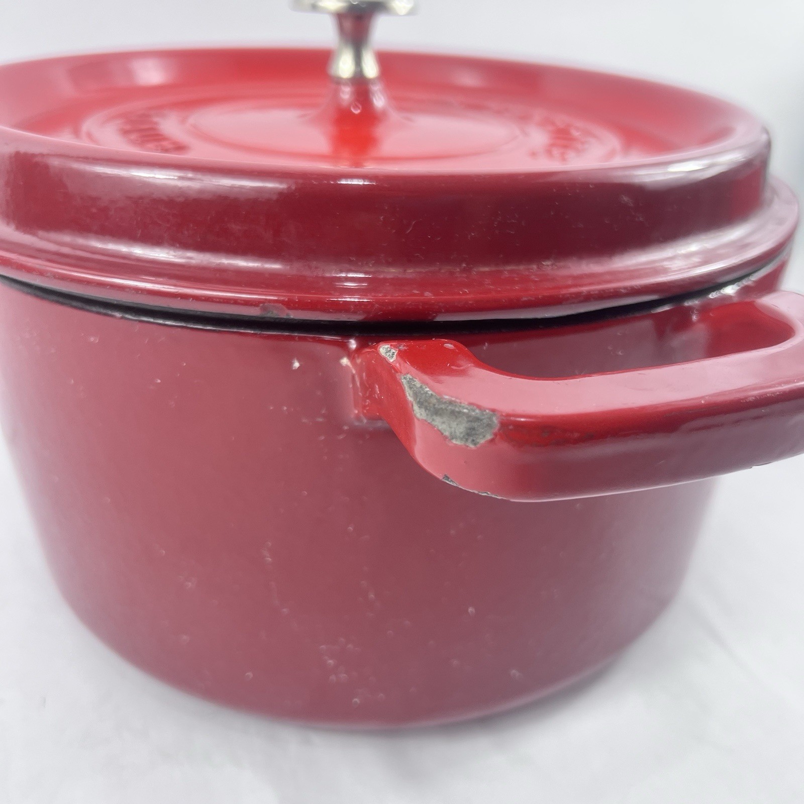STAUB La Cocotte Deep Red Cast Iron Dutch Oven 4-qt Round #26 France