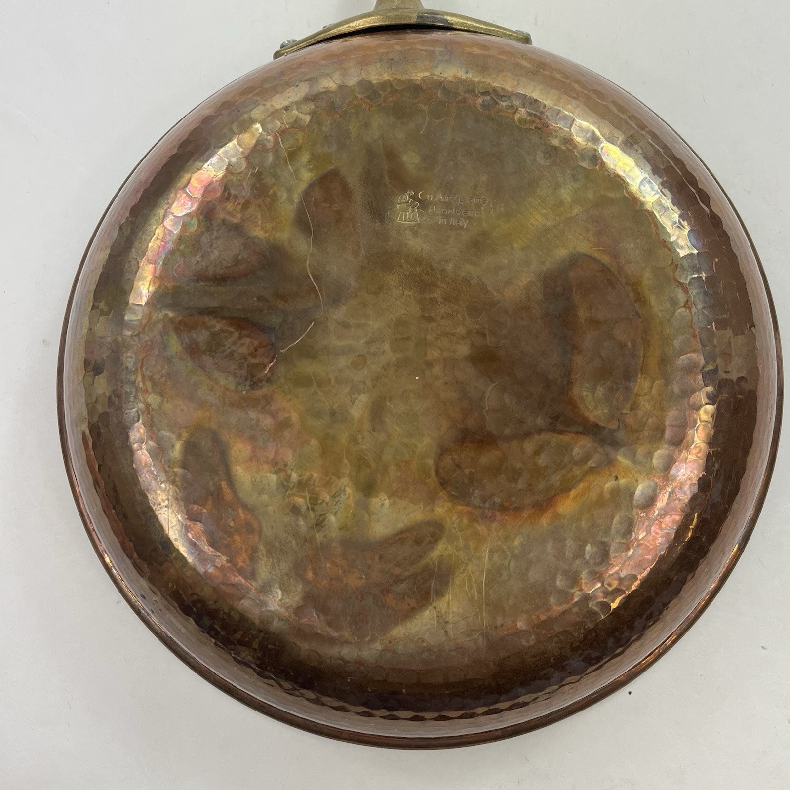 CU ARTIGIANA HAMMERED COPPER 12″ SAUCIER PAN W/ TIN LINING A MADE IN ITALY USED