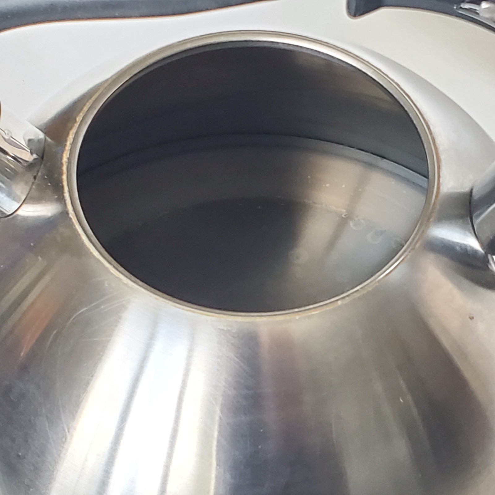 Masterclass Premium Collection teapot induction gas silver trigger spout whistle