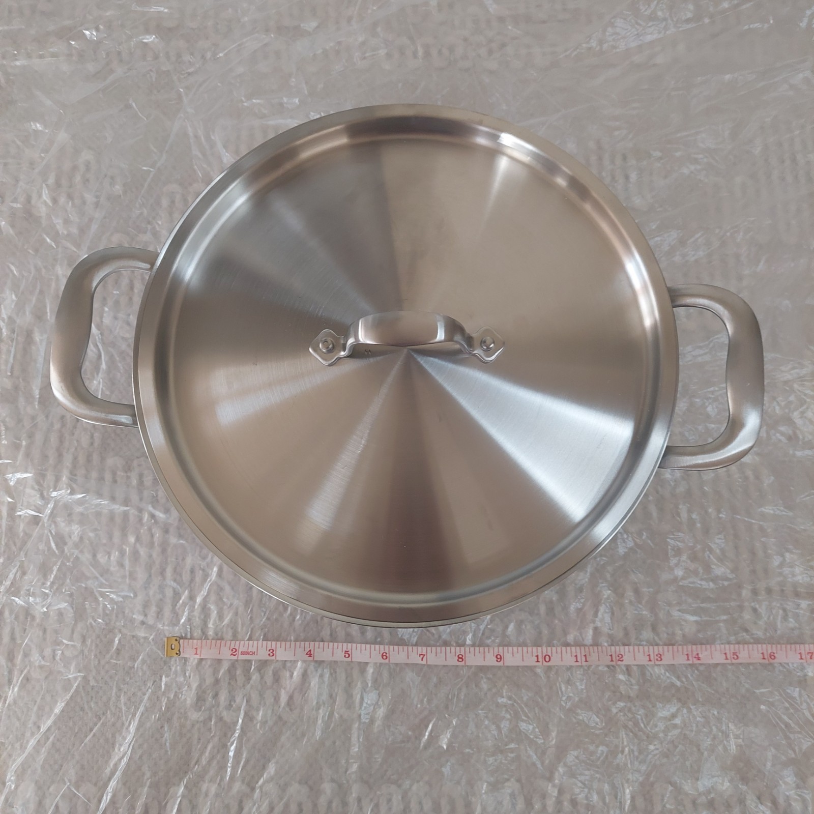 NWOT! Quince 8qt- 5ply Stainless Steel Non-Toxic StockPot With Lid! (SW)