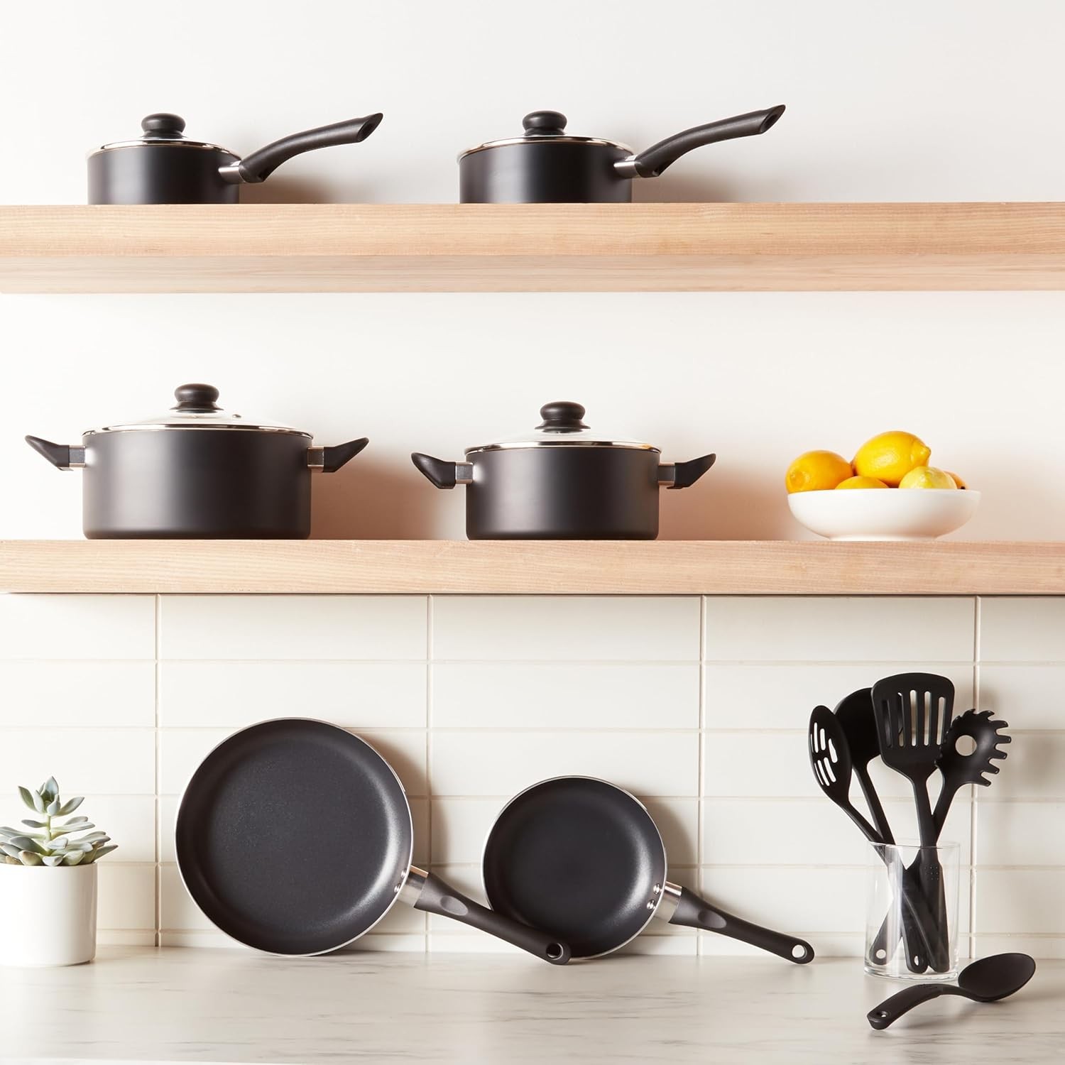 Amazon Basics Non Stick Kitchen Cookware 15-Piece Set, Non-Induction, Includes P