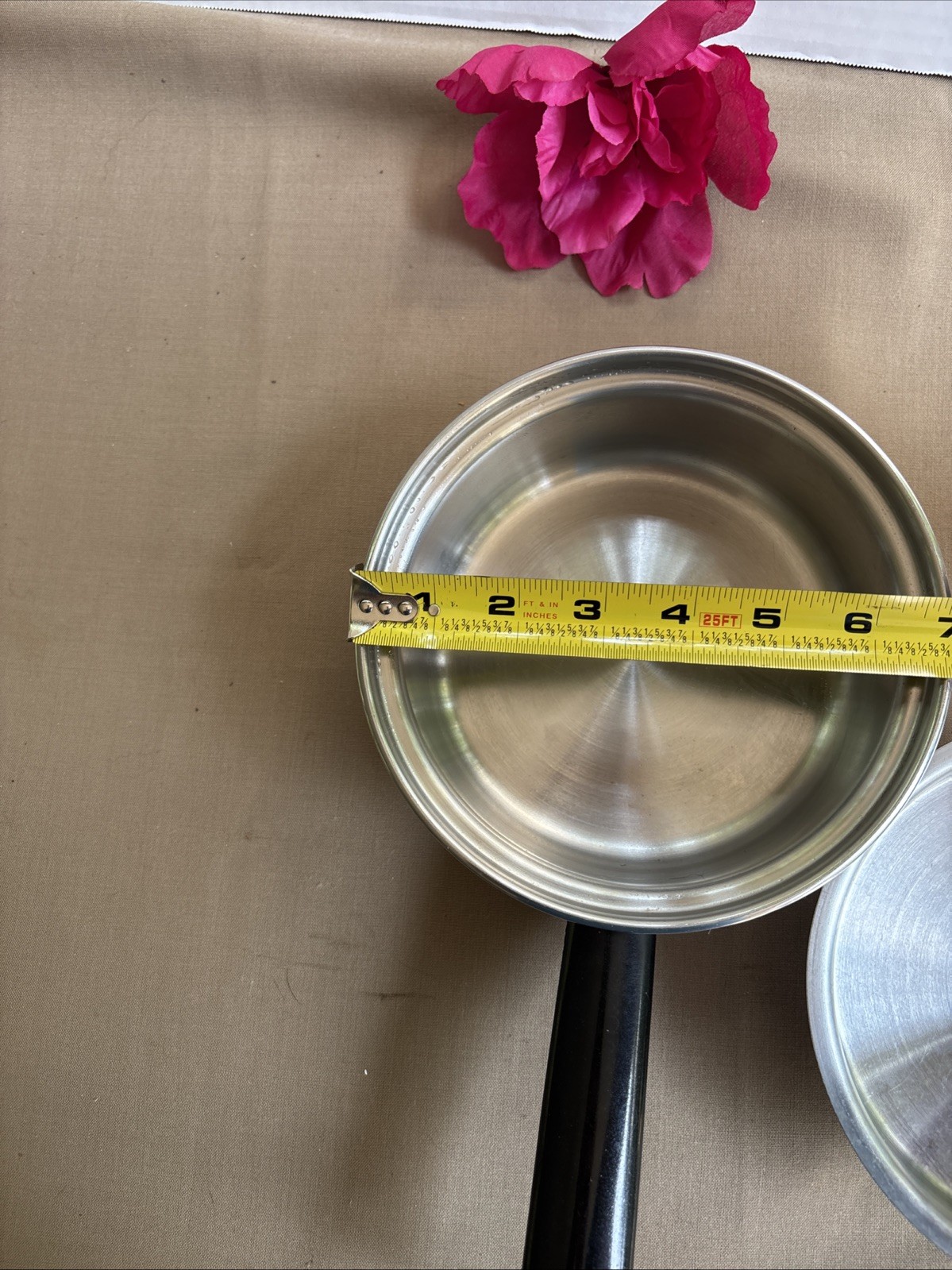 Amway Queen 1 Quart 6 1/2” Sauce Pan Multi-Ply 18/8 Stainless Steel W/Lid