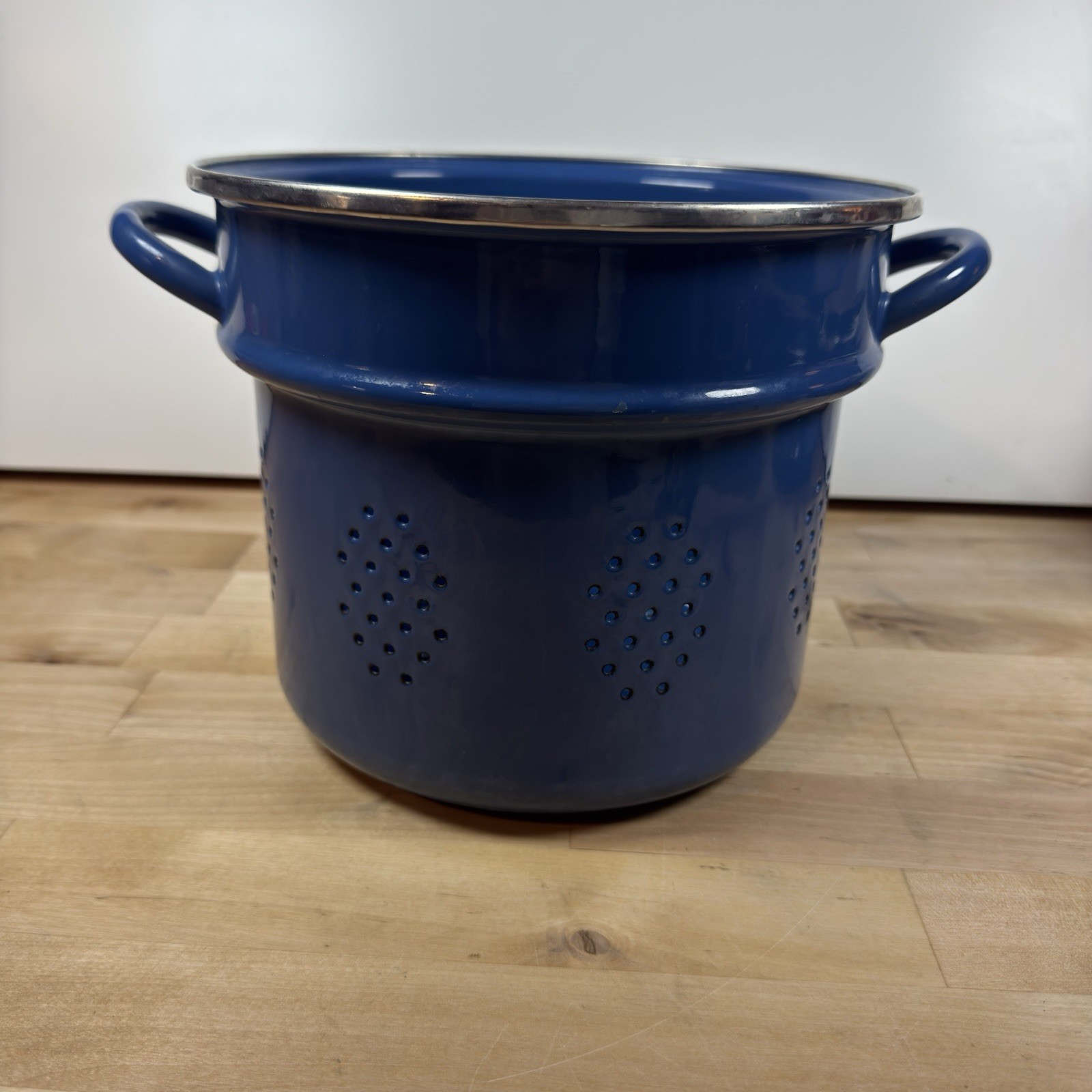 Le Creuset Enameled Steel Blue Steamer Colander Insert 7.25″ x 8.5″