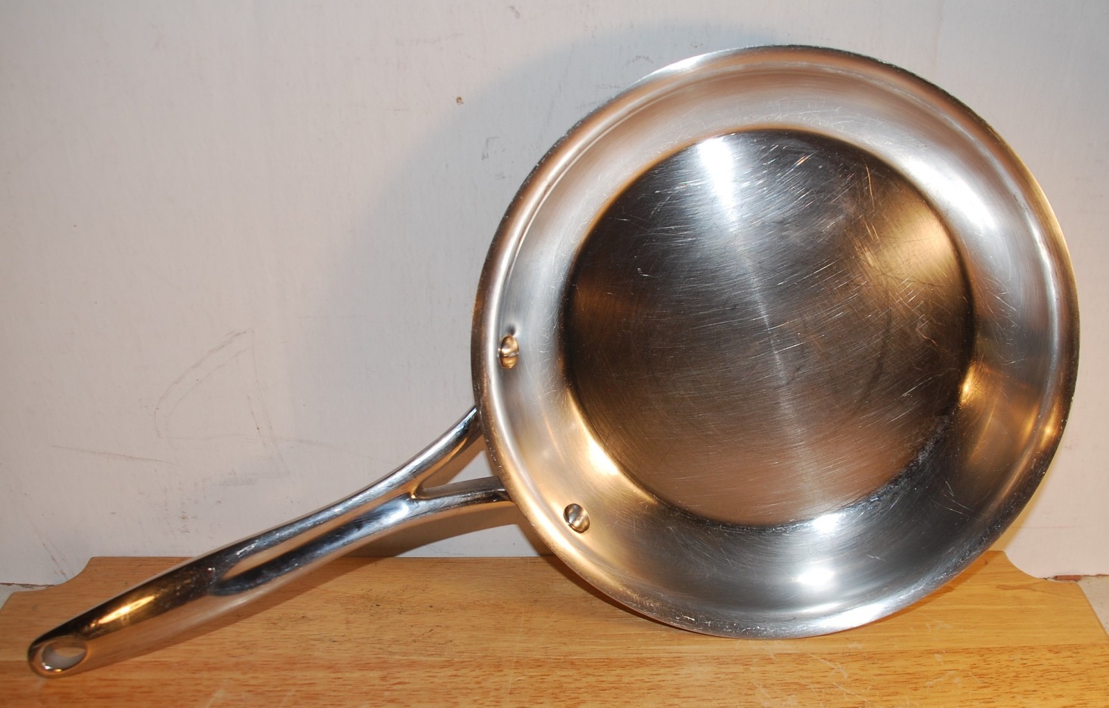 THE PAMPERED CHEF 10″ HEAVY STAINLESS STEEL ALUMINUM CORE SKILLET