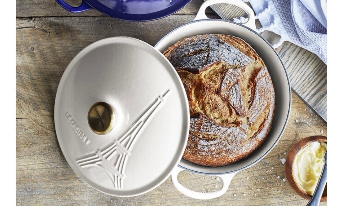 Le Creuset Eiffel Tower Braiser 3.5 Qt Cast Iron In White 30 Paris France NEW
