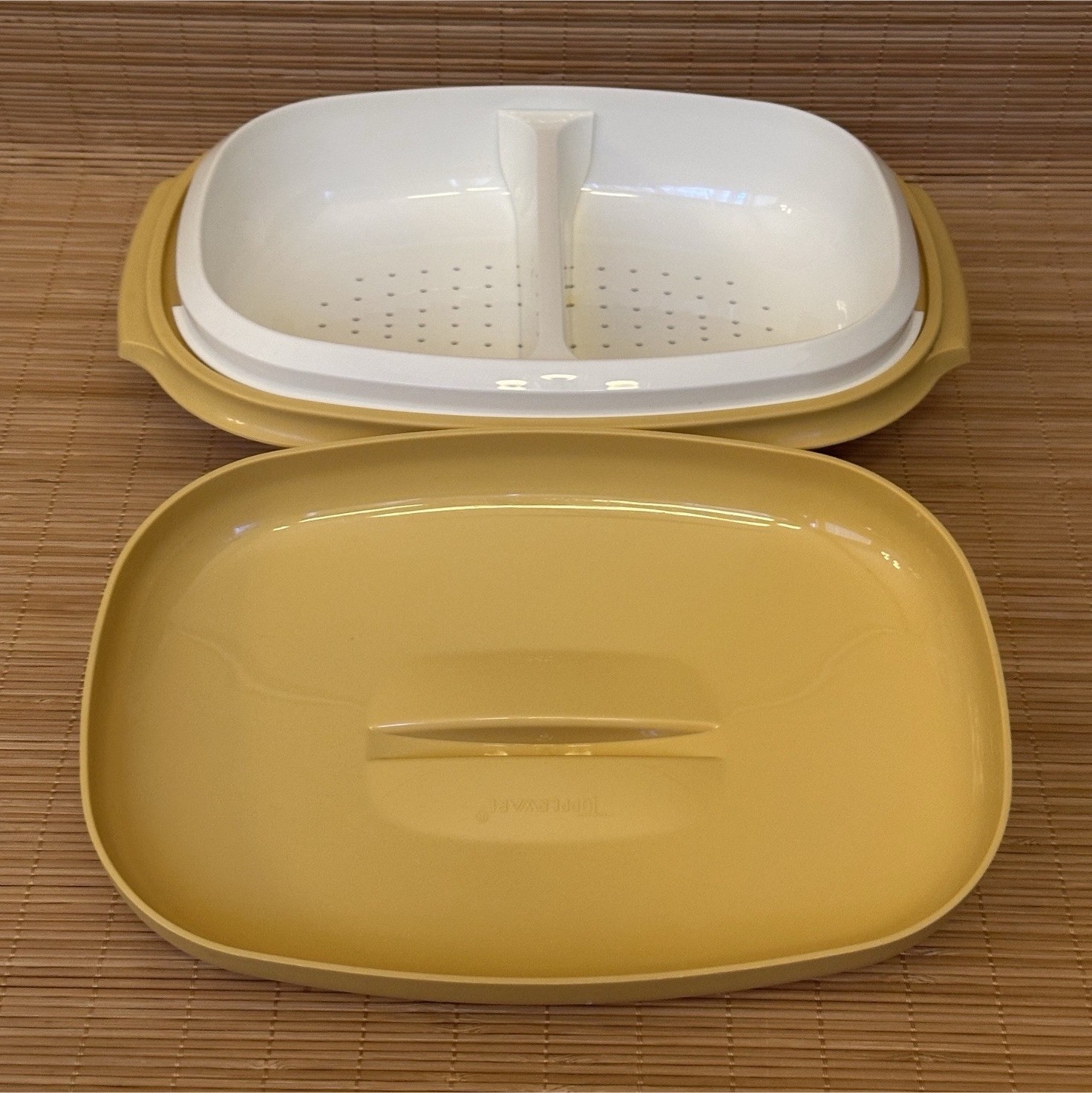 WITH DIVIDER/ Tupperware Microwave Plastic Steamer Beige & White Dishwasher Safe