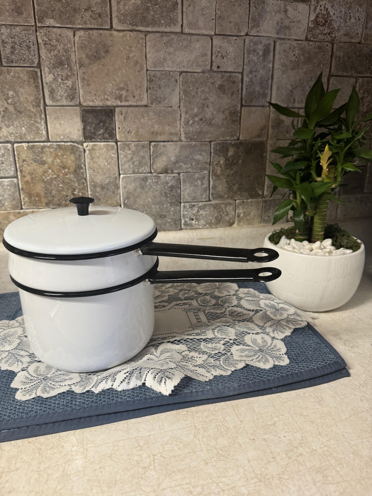 White Enamelware 2-Piece Saucepan Pot Set Lids Black Trim Liter Markings Kitchen