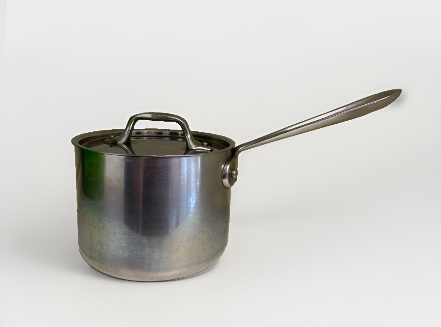 ALL CLAD 2 qt D3 Sauce Pan w/ Lid