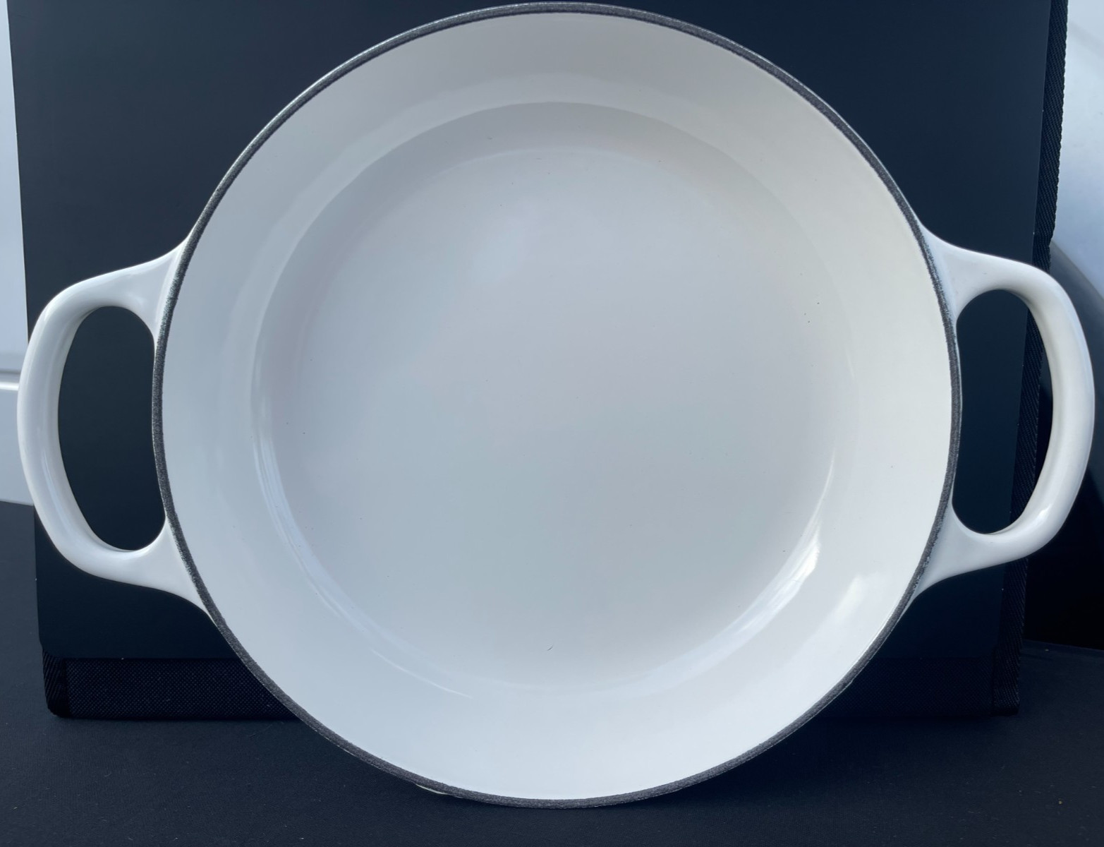 LE CREUSET Signature Enameled Cast Iron Braiser Pan w/ Glass Lid 2.25 QT – WHITE