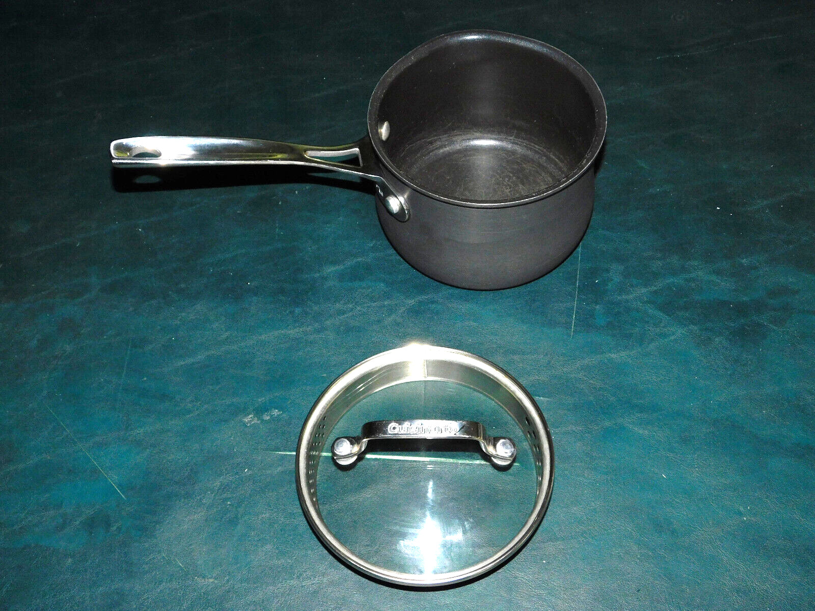 Cuisinart Contour Hard Anodized Pour Saucepan with Cover 1.5qt pre-owned in VGC