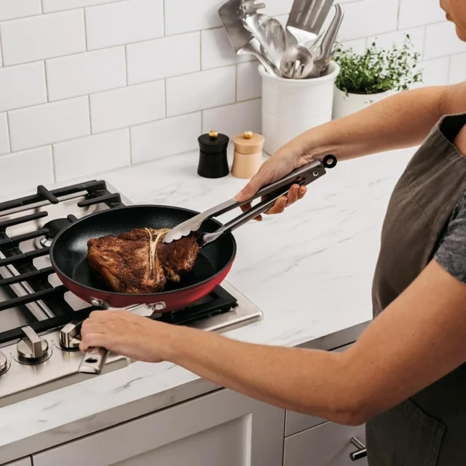 Ninja FG551 Foodi Smart XL 6-in-1 Indoor Grill with Roast, Bake, Broil, Air Fry
