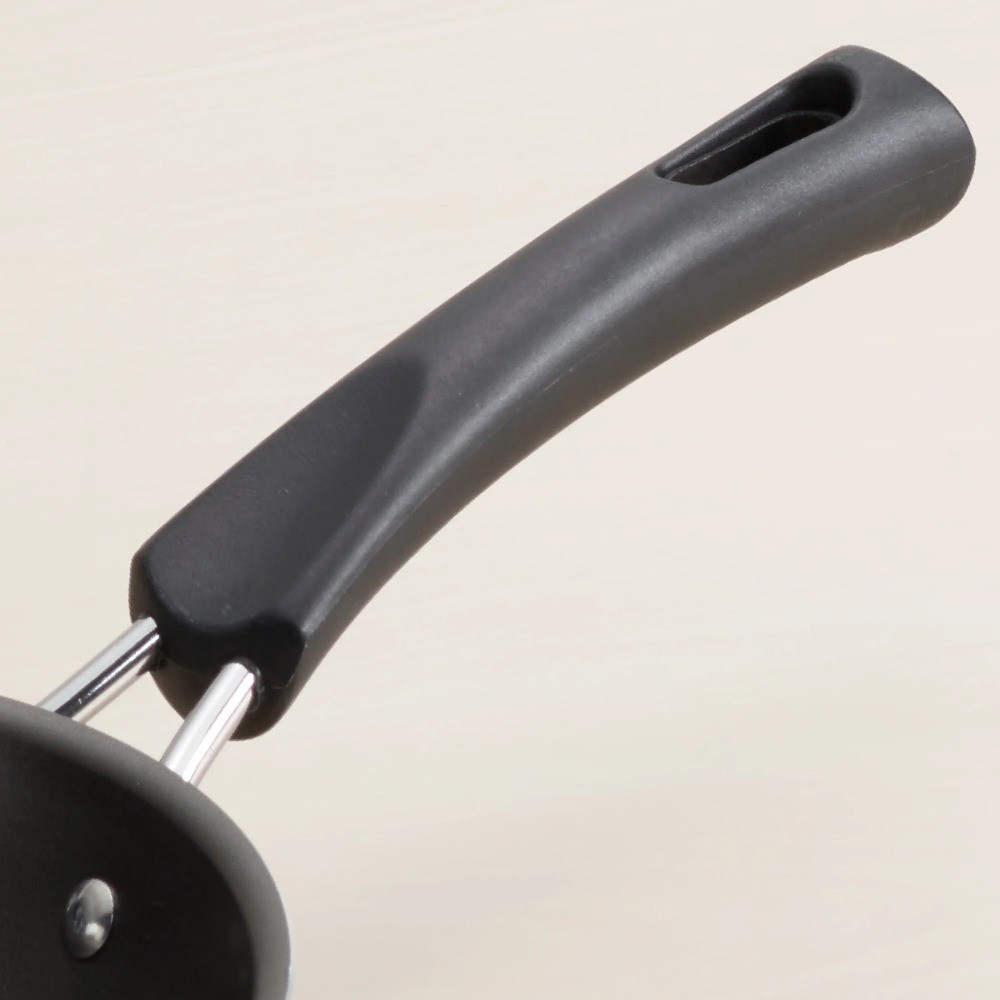 2 Quart Champagne Non-Stick Covered Saucepan