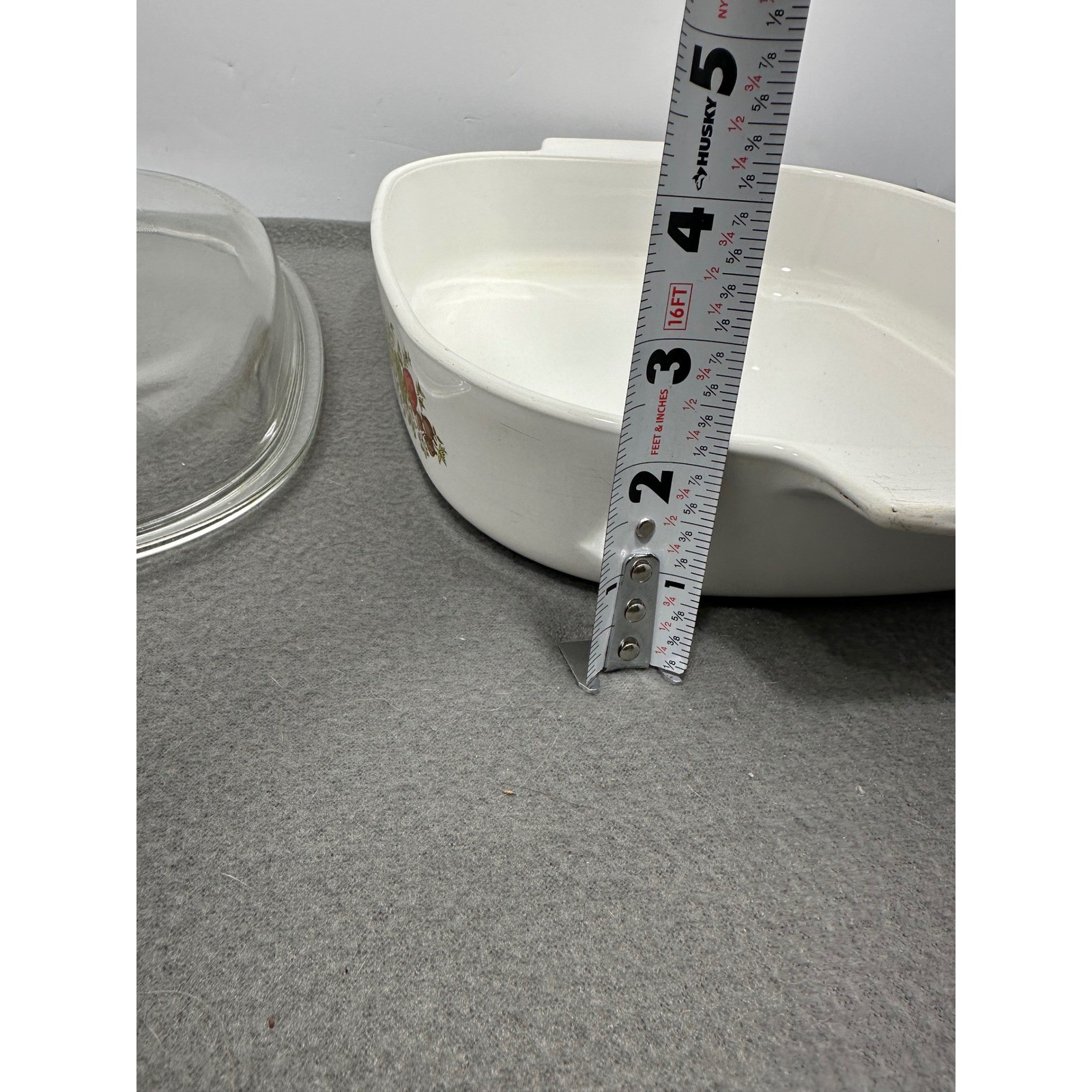 Vintage Corning Ware Spice O Life Le Romarin Casserole Dish with Glass Lid White