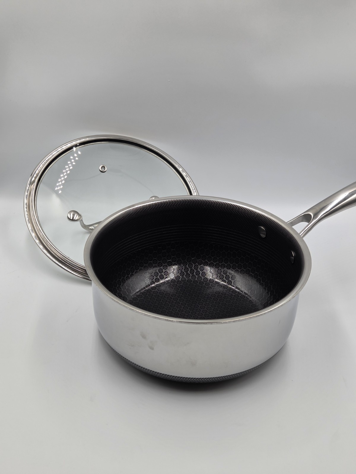 Hexclad Hybrid Non Stick Pot Stainless Steel Saucepan 3-Quart – With Lid