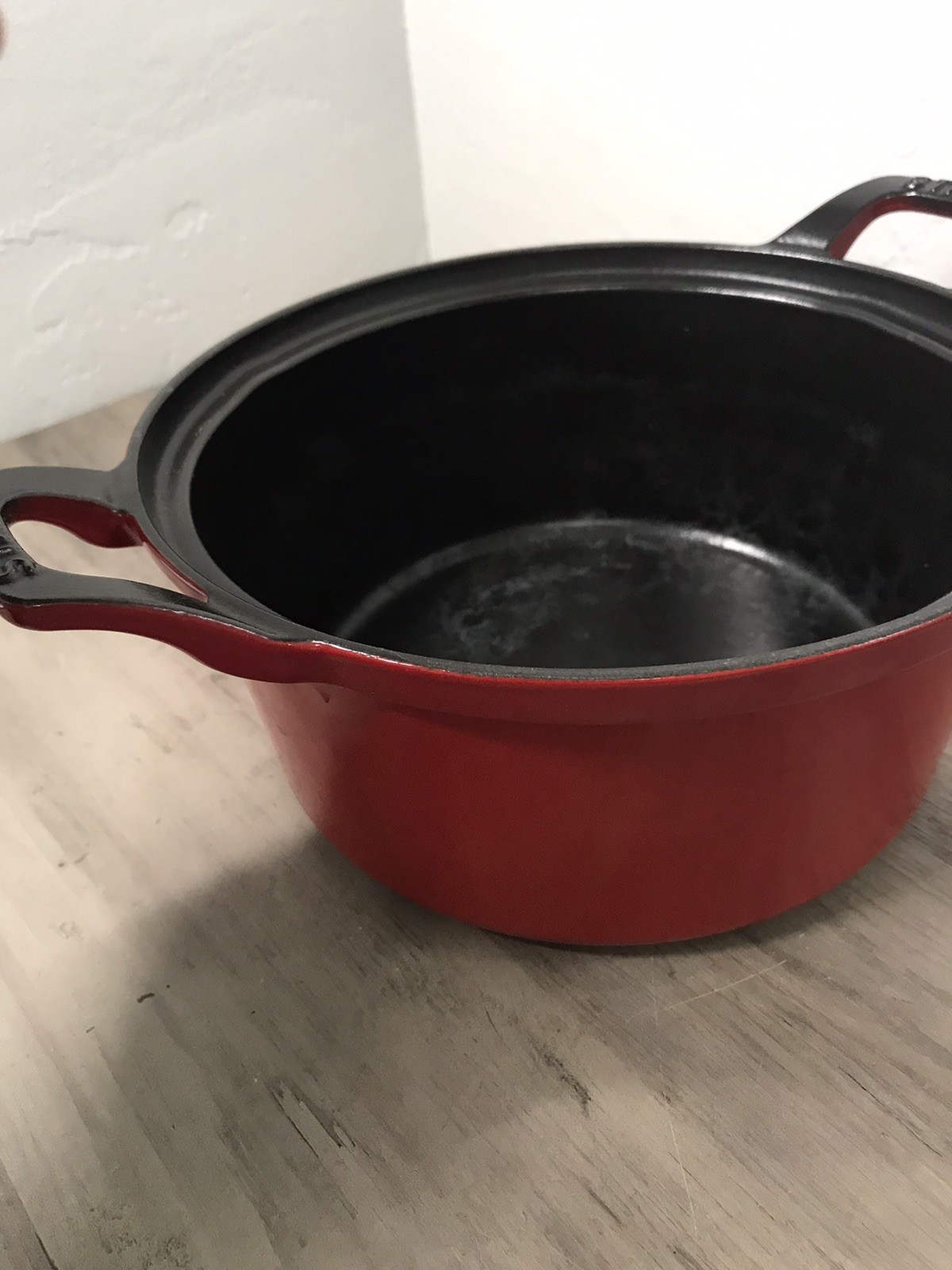 STAUB Cast Iron 2.5 qt Braiser with Glass Lid Dutch Oven Cherry Red 9”