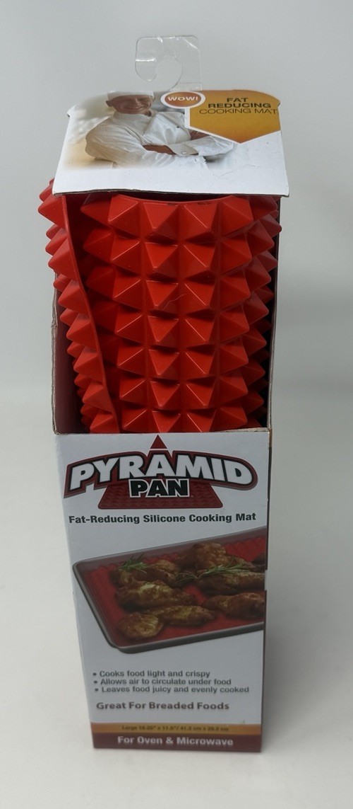 Pyramid Pan As Seen On TV 11-1/2 in. W x 16-1/4 in. L Red Baking Mat