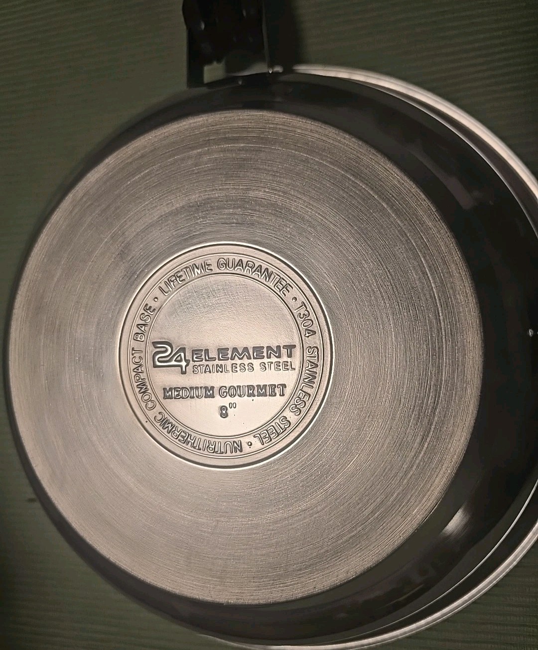 Platinum 24 Element T304 Stainless Skillet 9”
