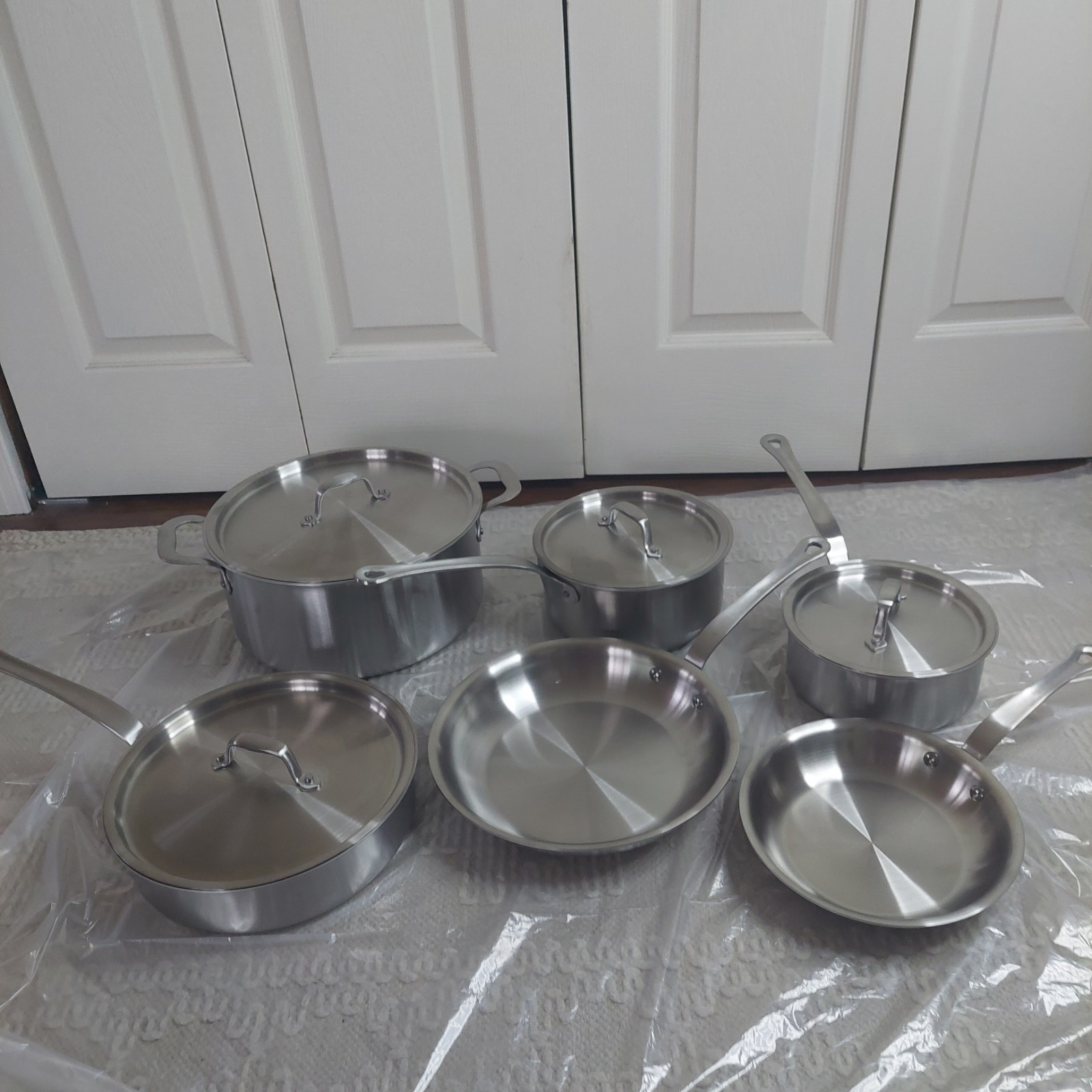 NWOT! Quince 5ply Stainless Steel Non-Toxic 10 Piece Cookware Set! (SCG)