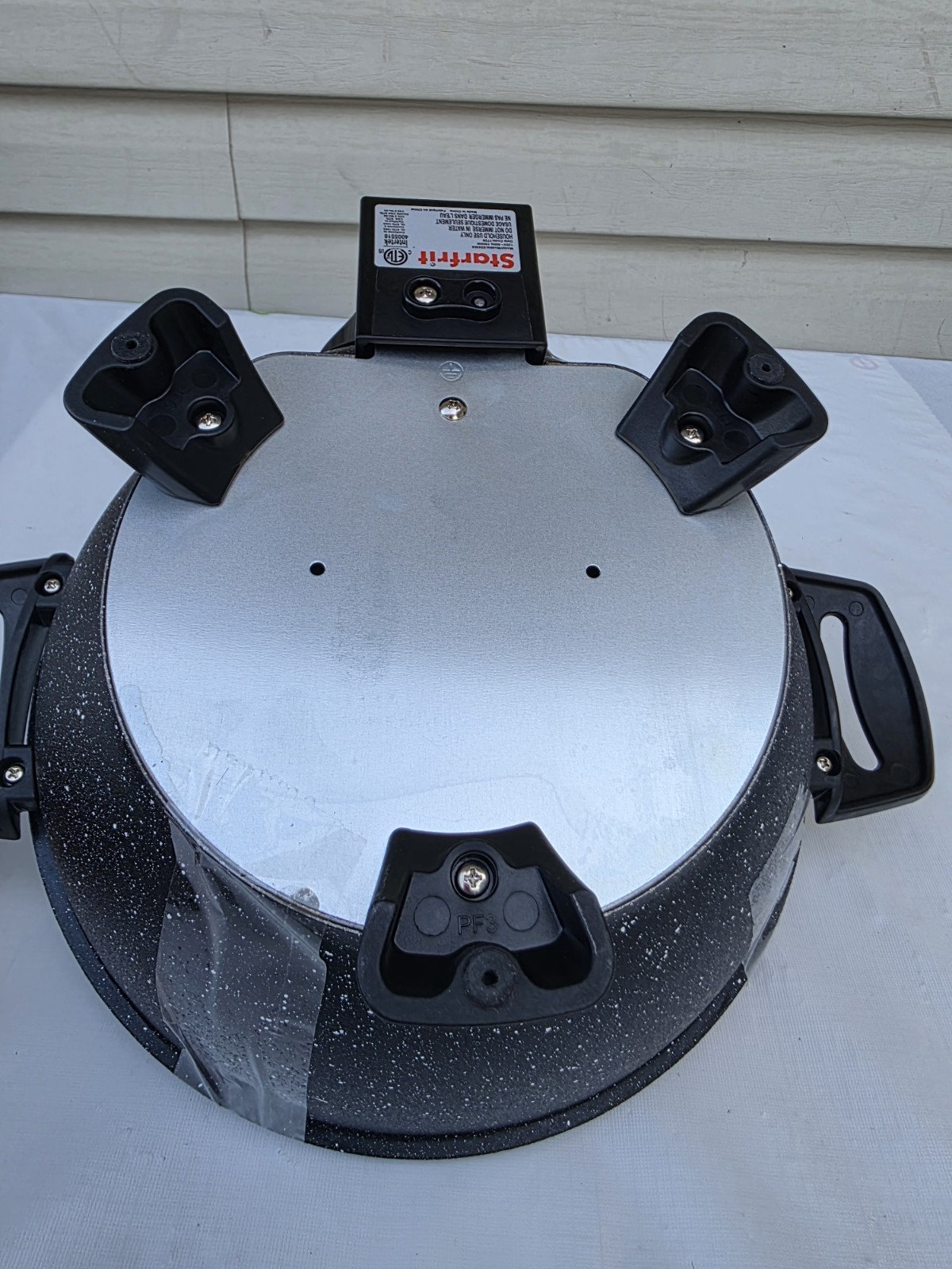 StarFrit Heritage The Rock Electric Multi-Use Pot 023404-002-0000