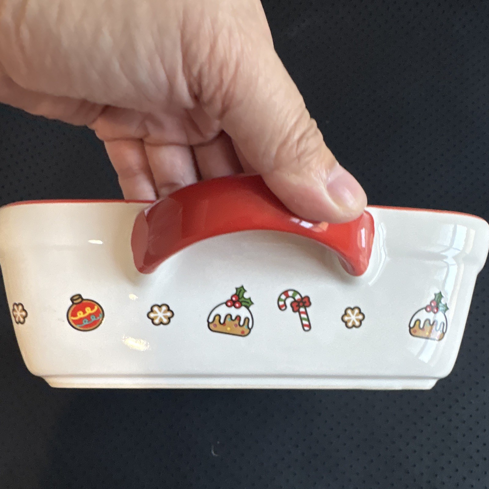 Hello Kitty Christmas Ceramic Rectangular Casserole Dish, White/Red Handles