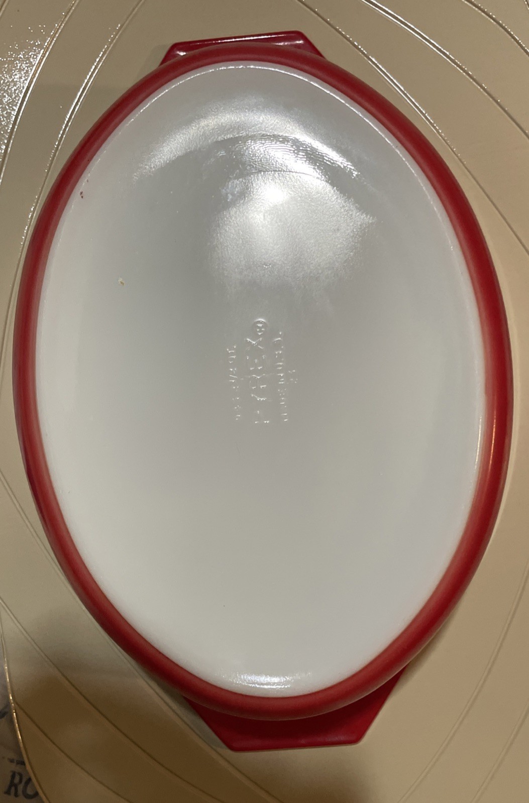 Vintage Pyrex Golden Poinsettia 045 2.5 Qt Oval Casserole Dish with Lid 945C