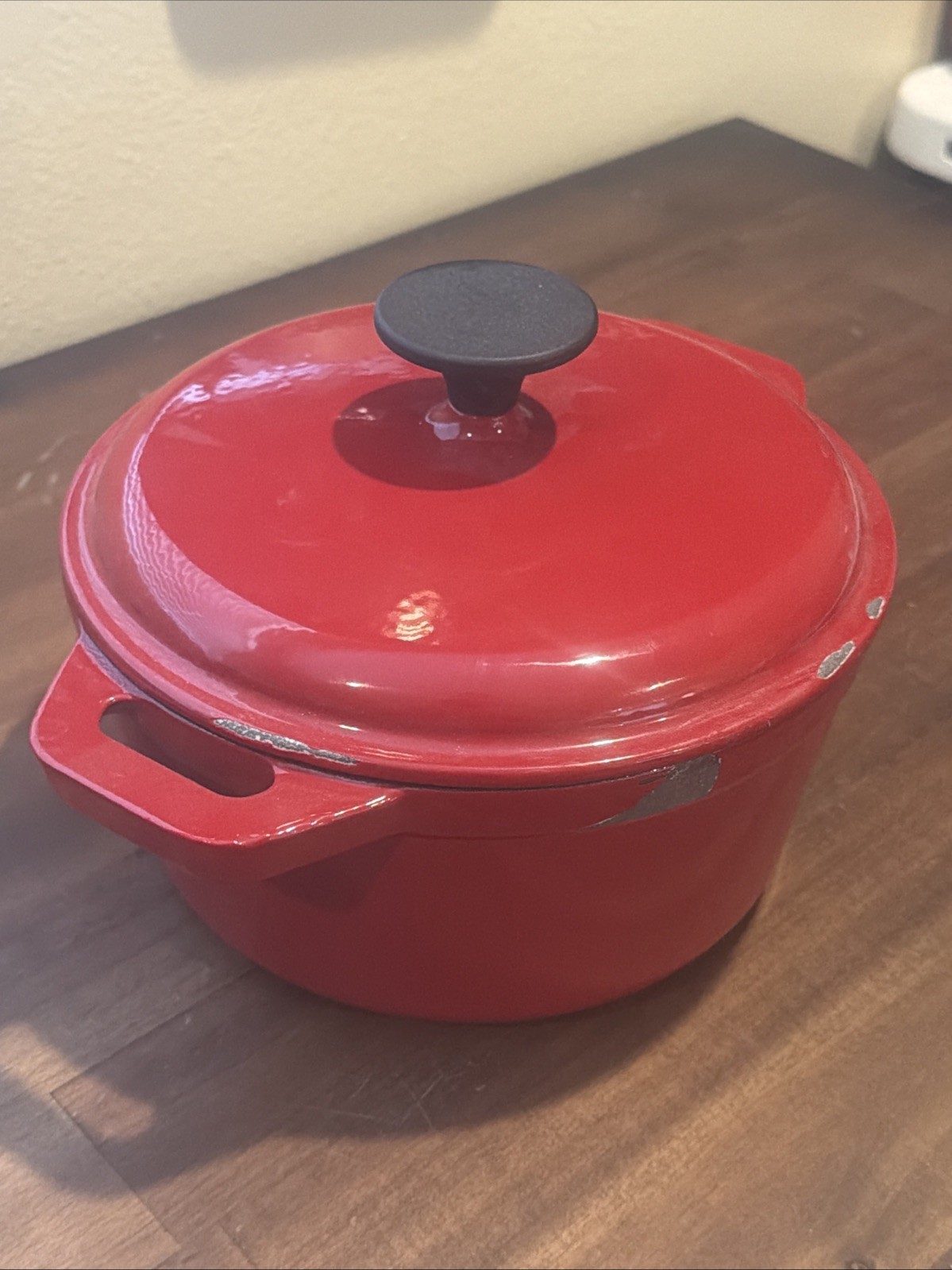 Bella 2.75 Qt Enameled Cast Iron Dutch Oven Pot with Lid Red Cookware