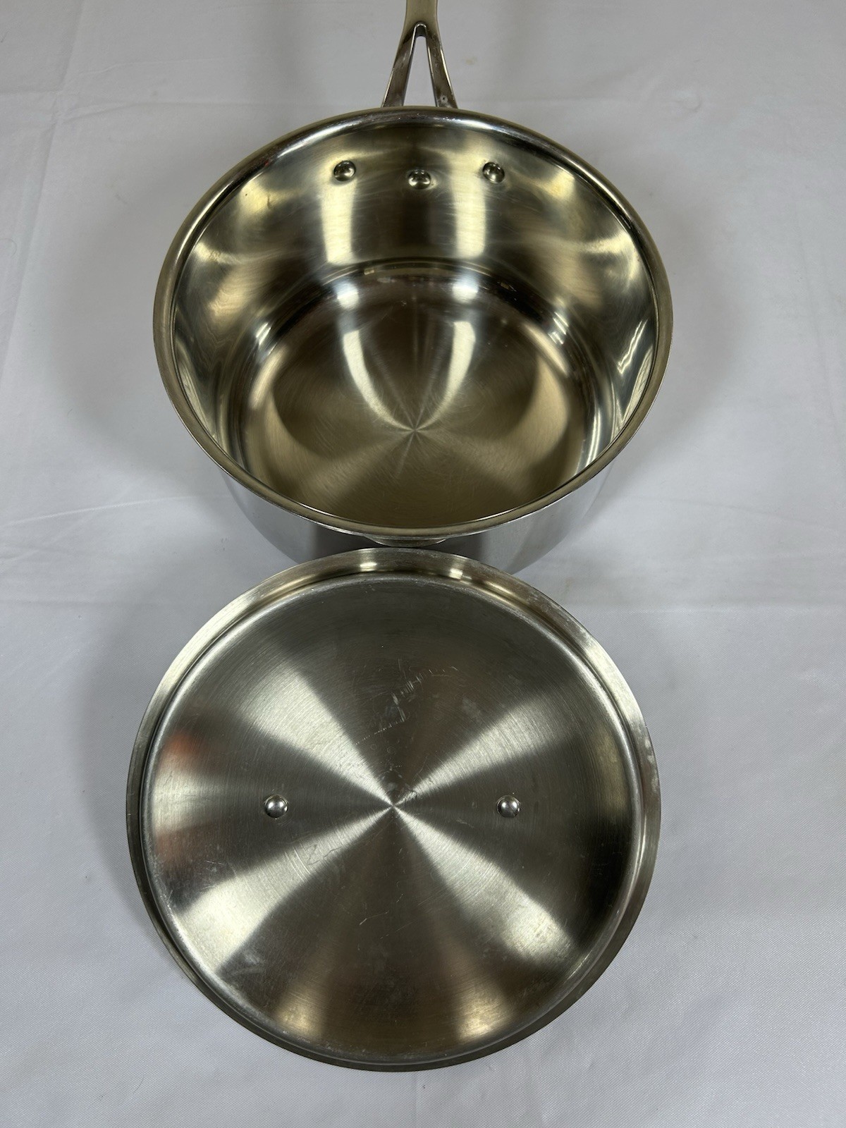 DACOR Hot Dots 2.5 qt Stainless Steel Sauce Pan Saucier Cookware w/ Lid