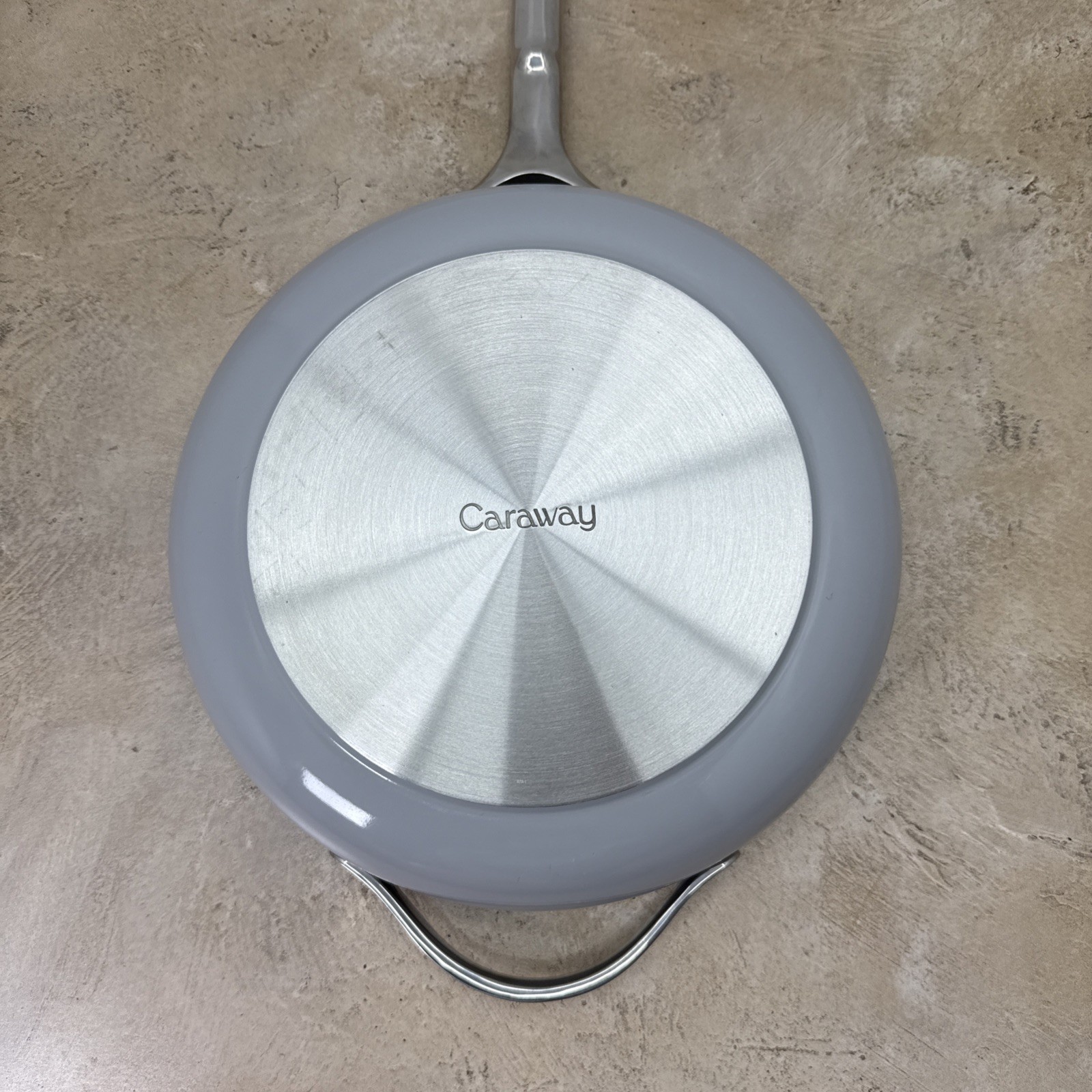 Caraway Home Non-Stick Ceramic-Coated 4.5 qt Saute Pan W/Lid (Gray)