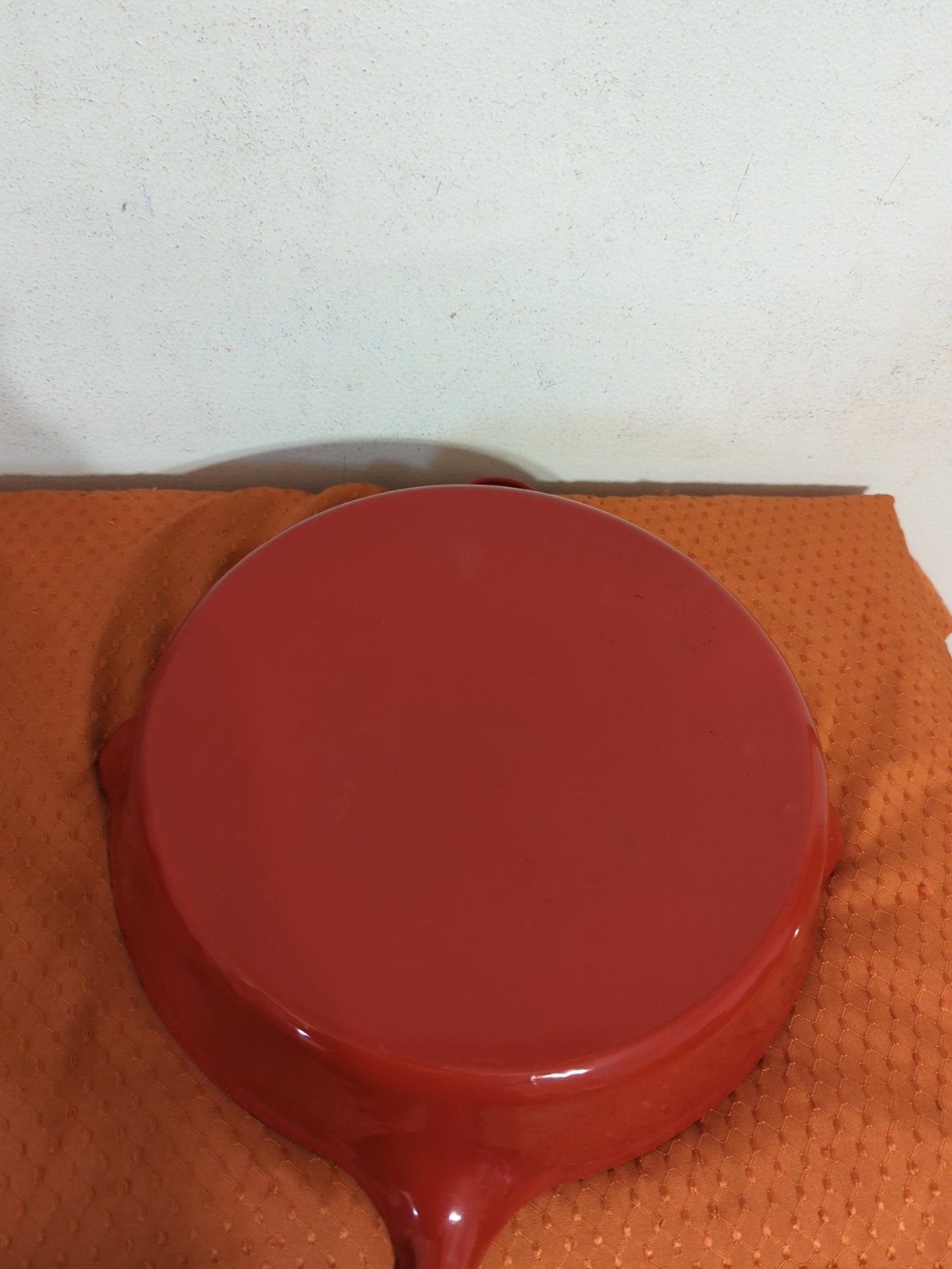 Double Spouted Enameled Cast Iron Round Grill Skillet 11.5″ Red White Unbranded
