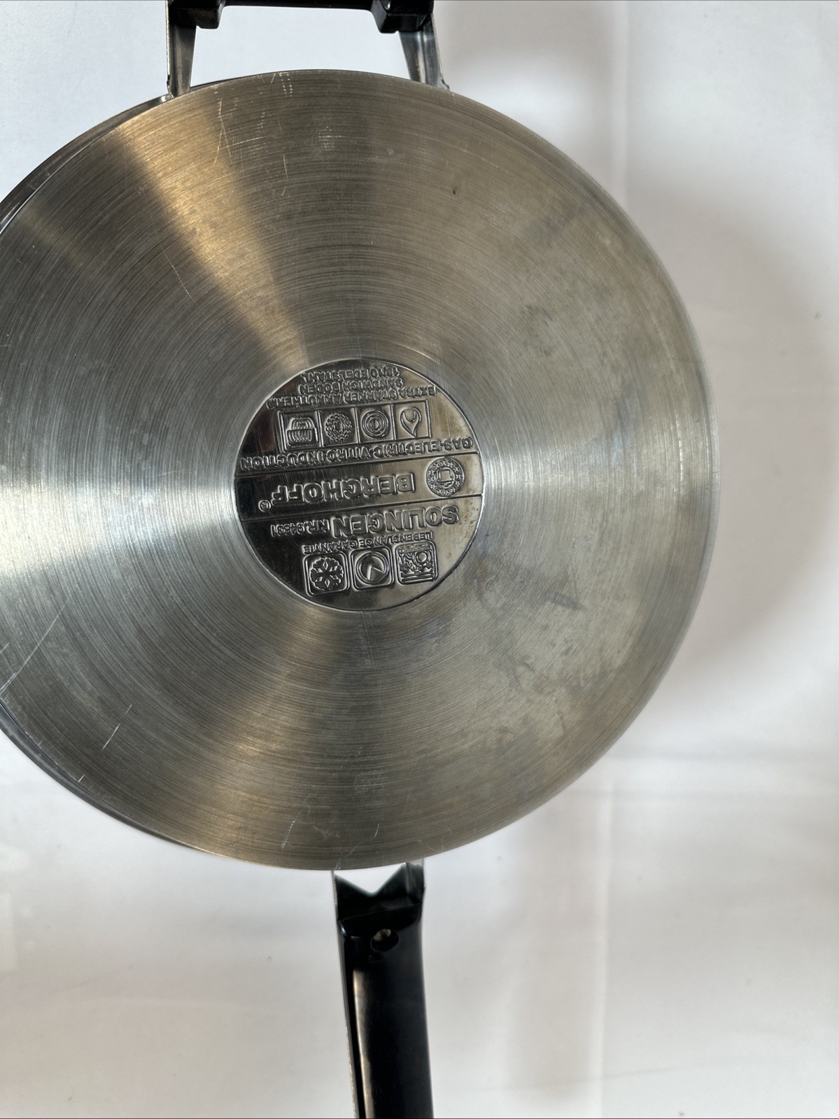 BergHOFF TFK 10 inch 18/10 Stainless frying pan W/“smart thermo knob” lid