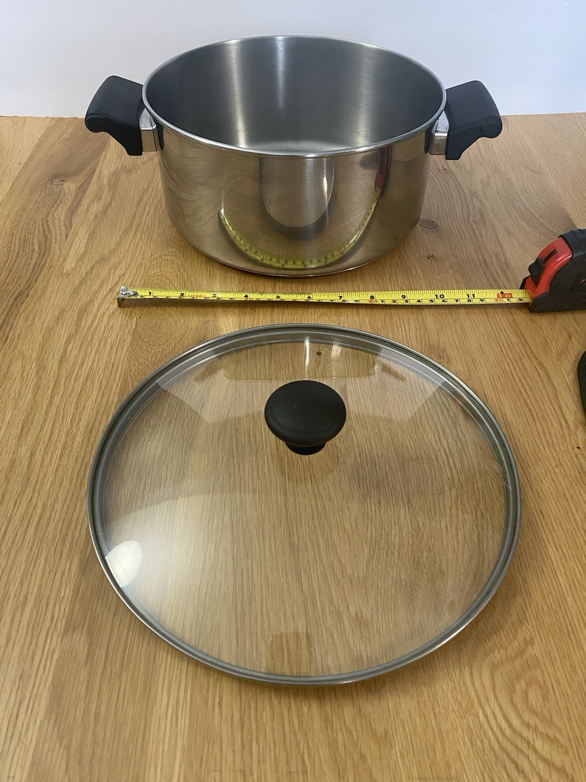 Farberware 5 QT Stainless Steel Stock Pot W/Glass Lid Dutch Oven Impacted Bonded