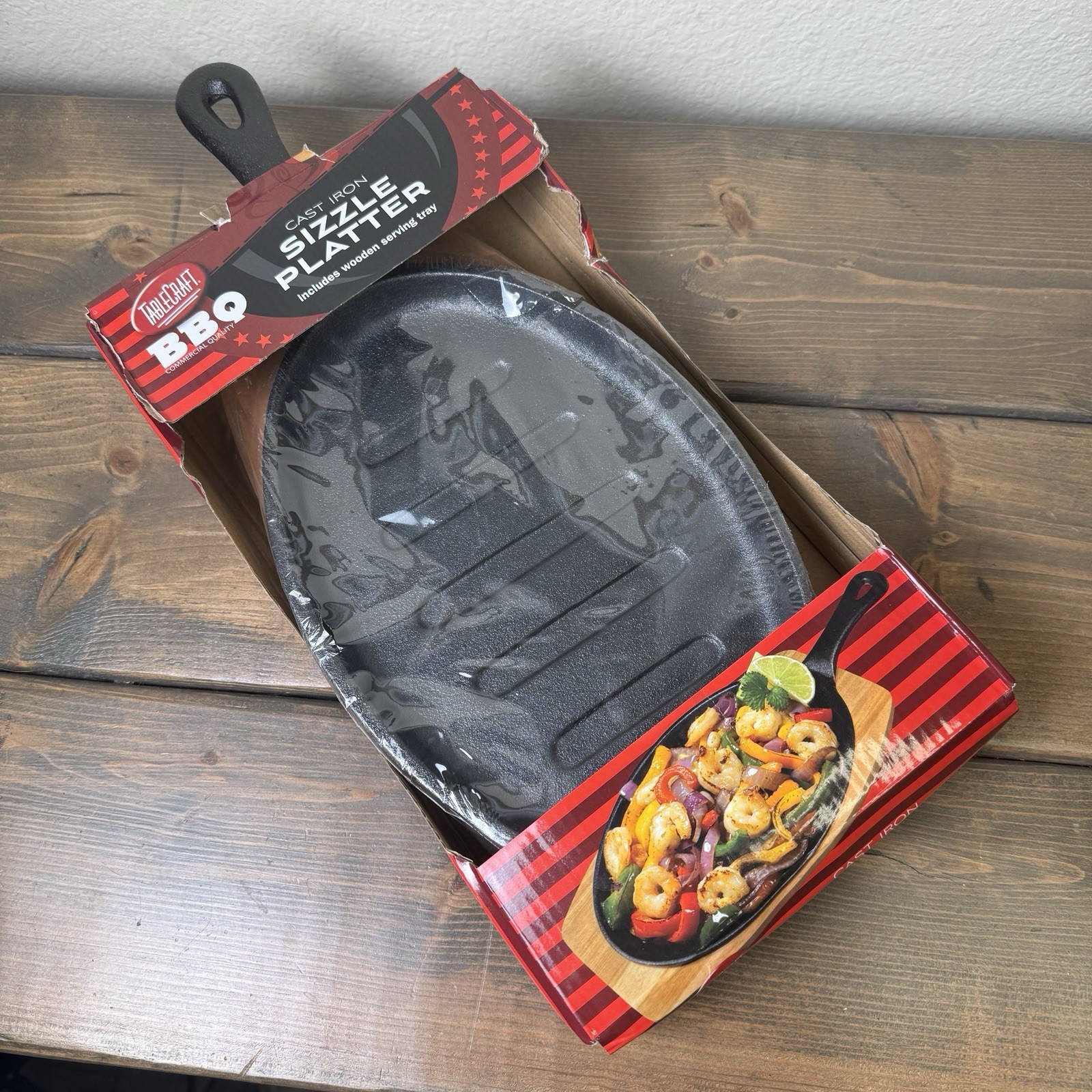 TableCraft Pre-Seasoned Cast Iron Fajita Skillet Set with Wood Black