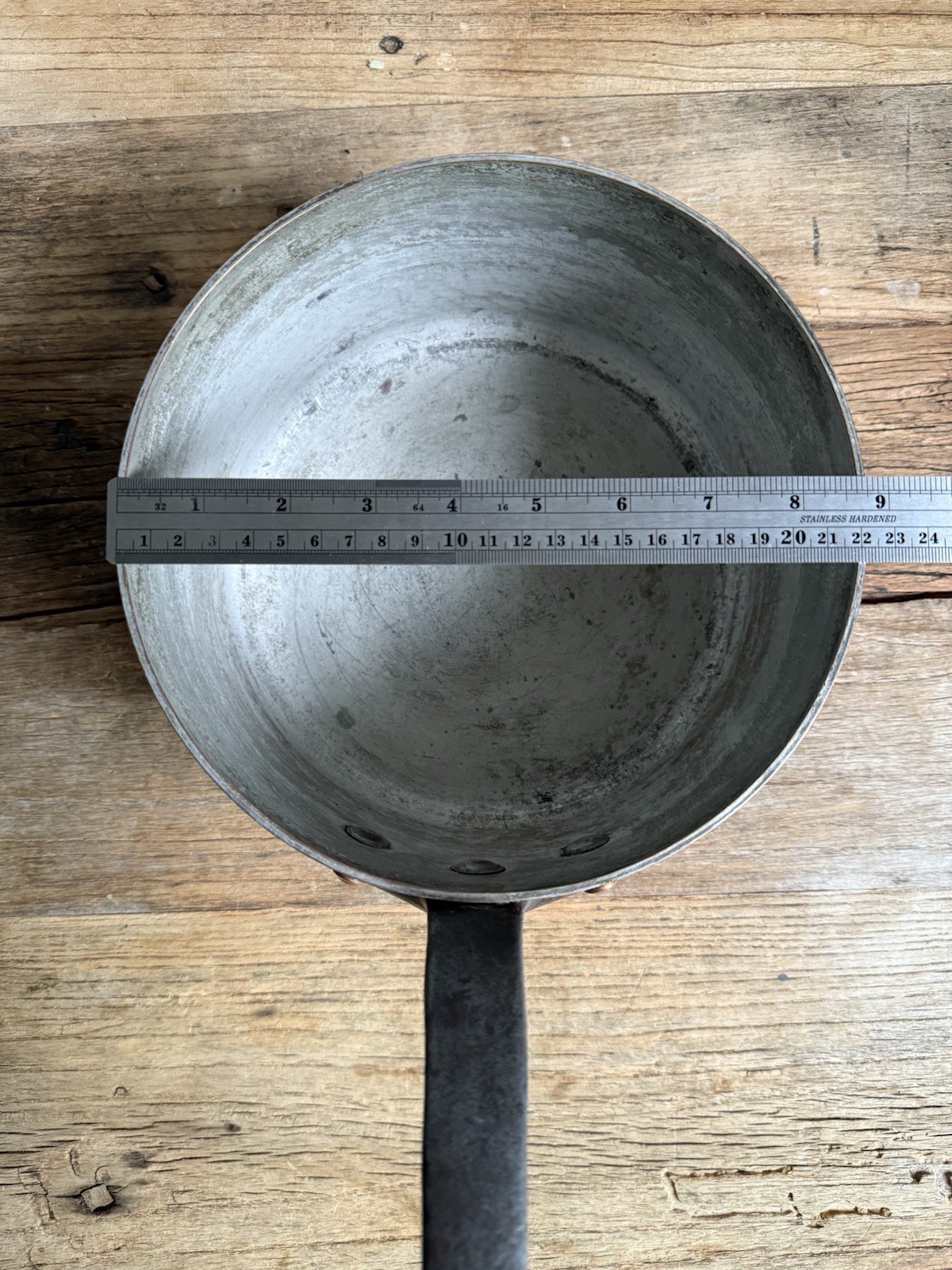 Thick Hammered Copper Pan Made in France – 22cm – 2.8mm
