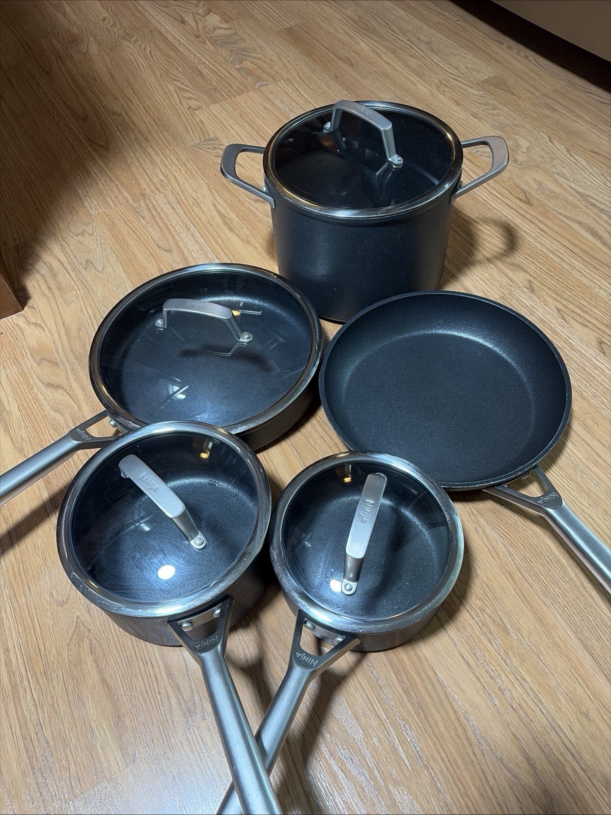 Ninja Foodi NeverStick Premium Hard-Anodized 9 Pc Cookware Set Pots Pans Lids