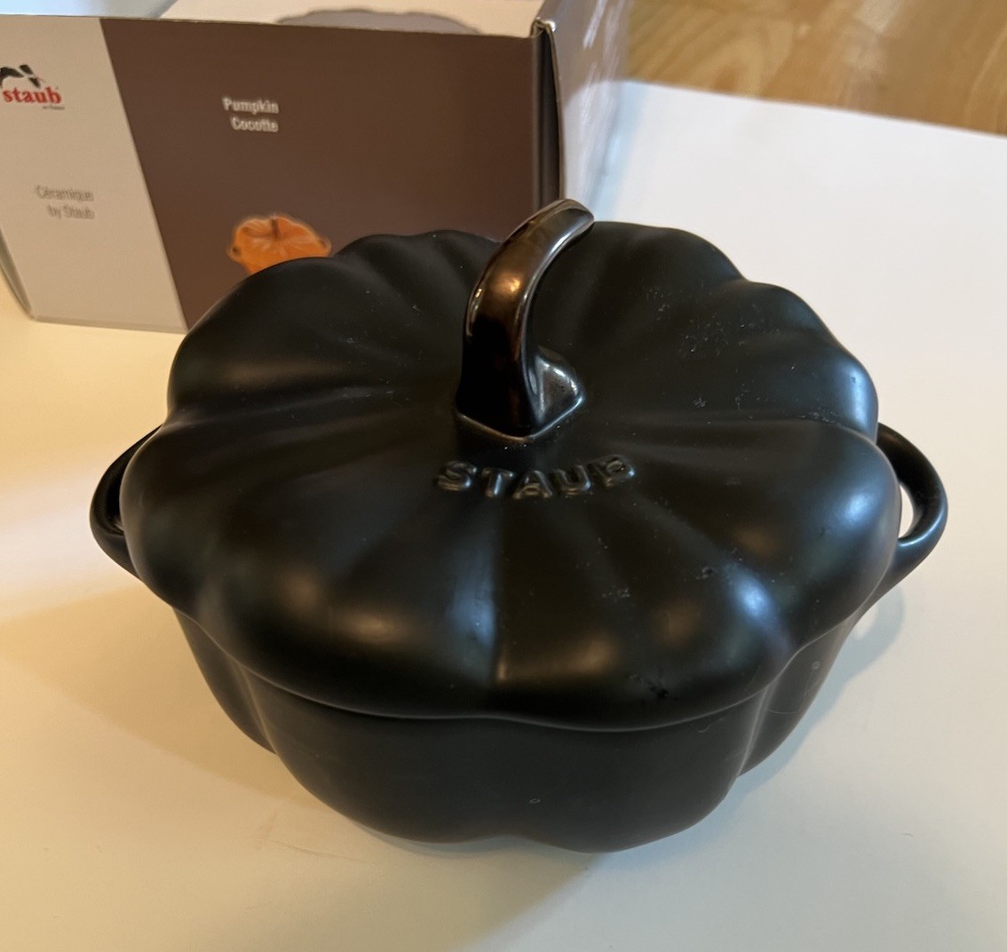 STAUB Matte Black 0.75-qt Ceramic Pumpkin Cocotte 5.7” 0.75qt New