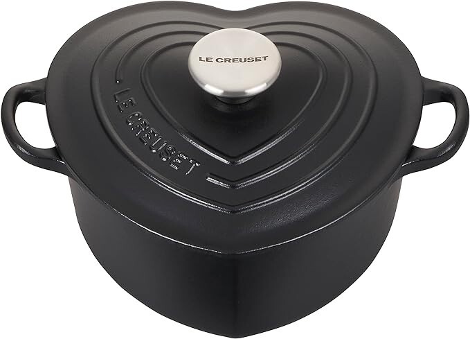 Le Creuset Cocotte D’Amour 20cm 1.9L Matte Black Heart Shape Cast Iron NEW