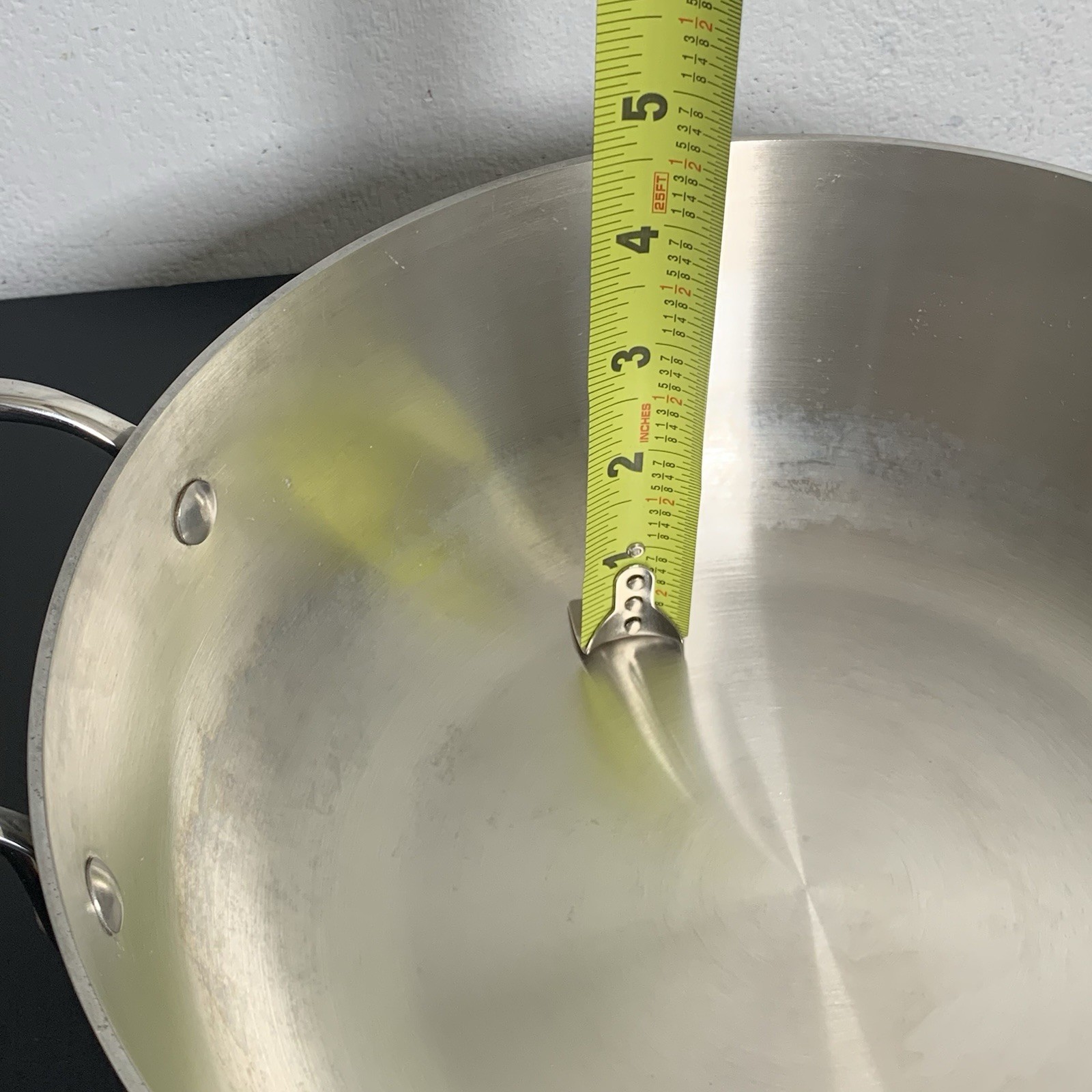 All-Clad – D3 Stainless Steel Fry Pan with Lid – Double Handle