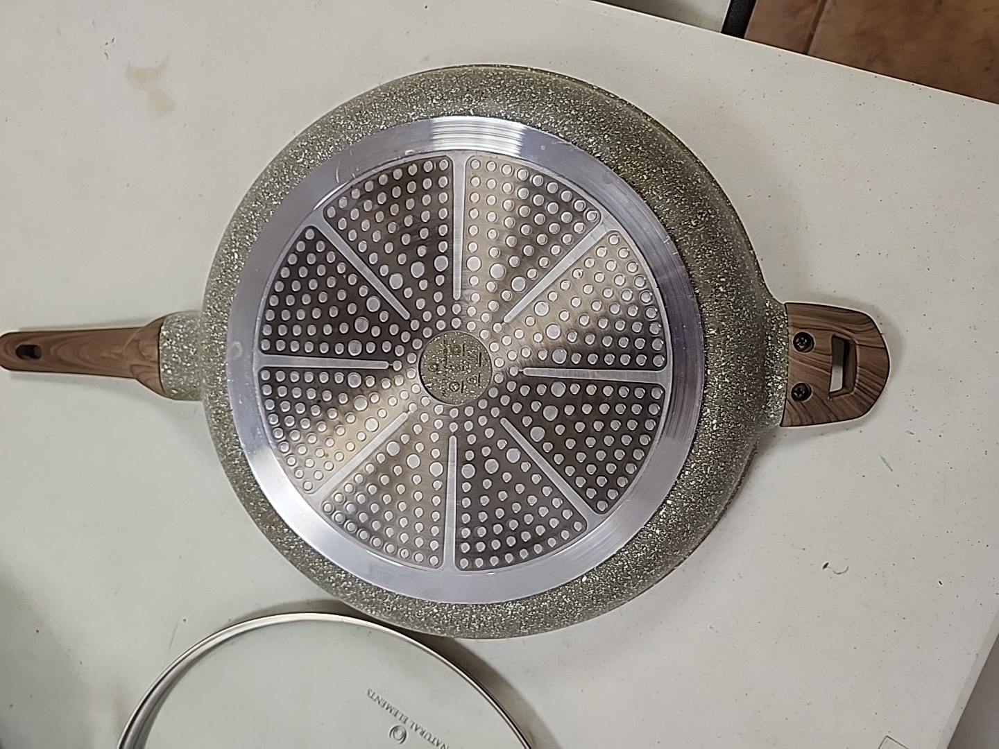 Natural Elements Woodstone 12.5” Sauté Pan With Lid NWT