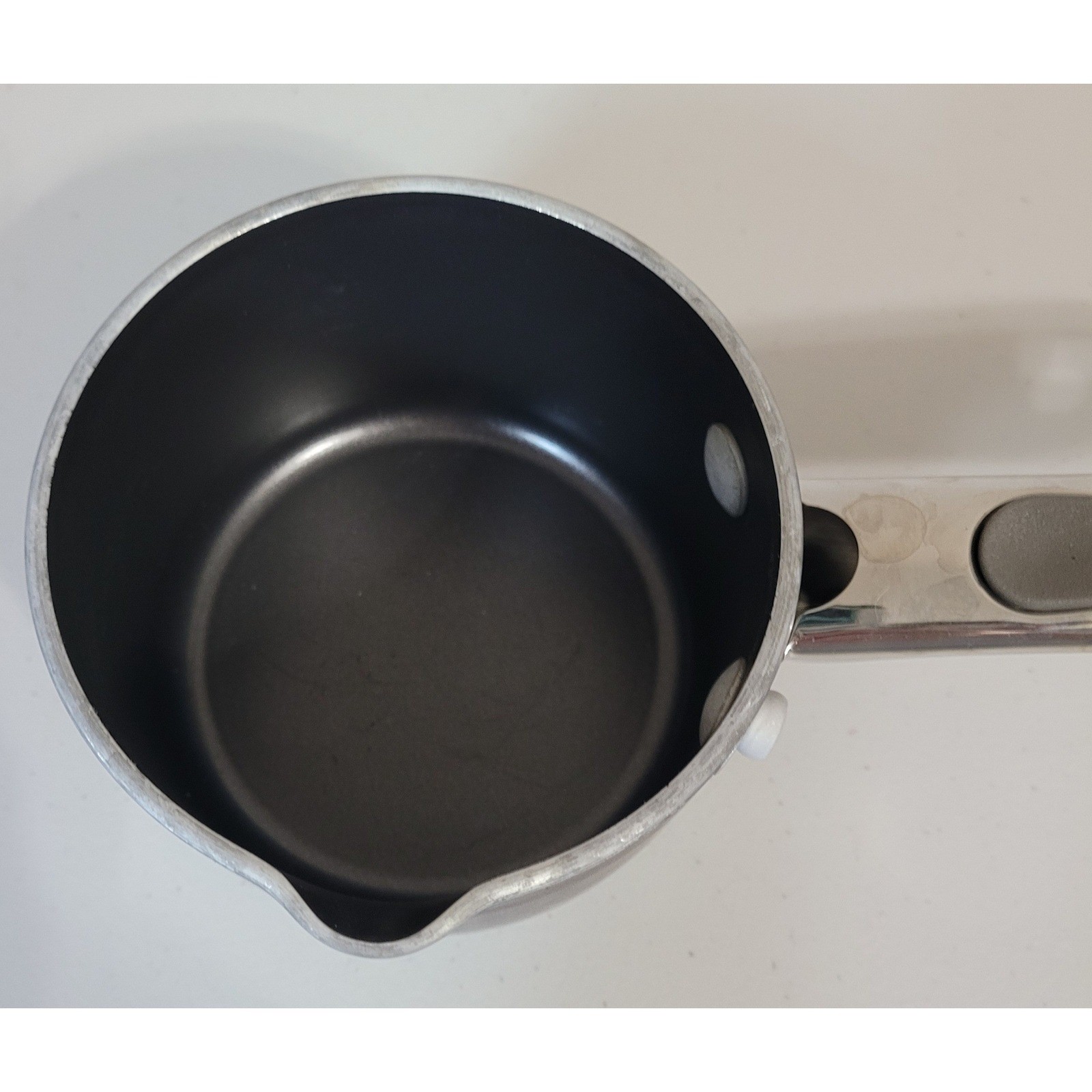 Small Non-Stick Saucepan with Pour Spout Dark Gray Stainless Steel Handle 1Qt