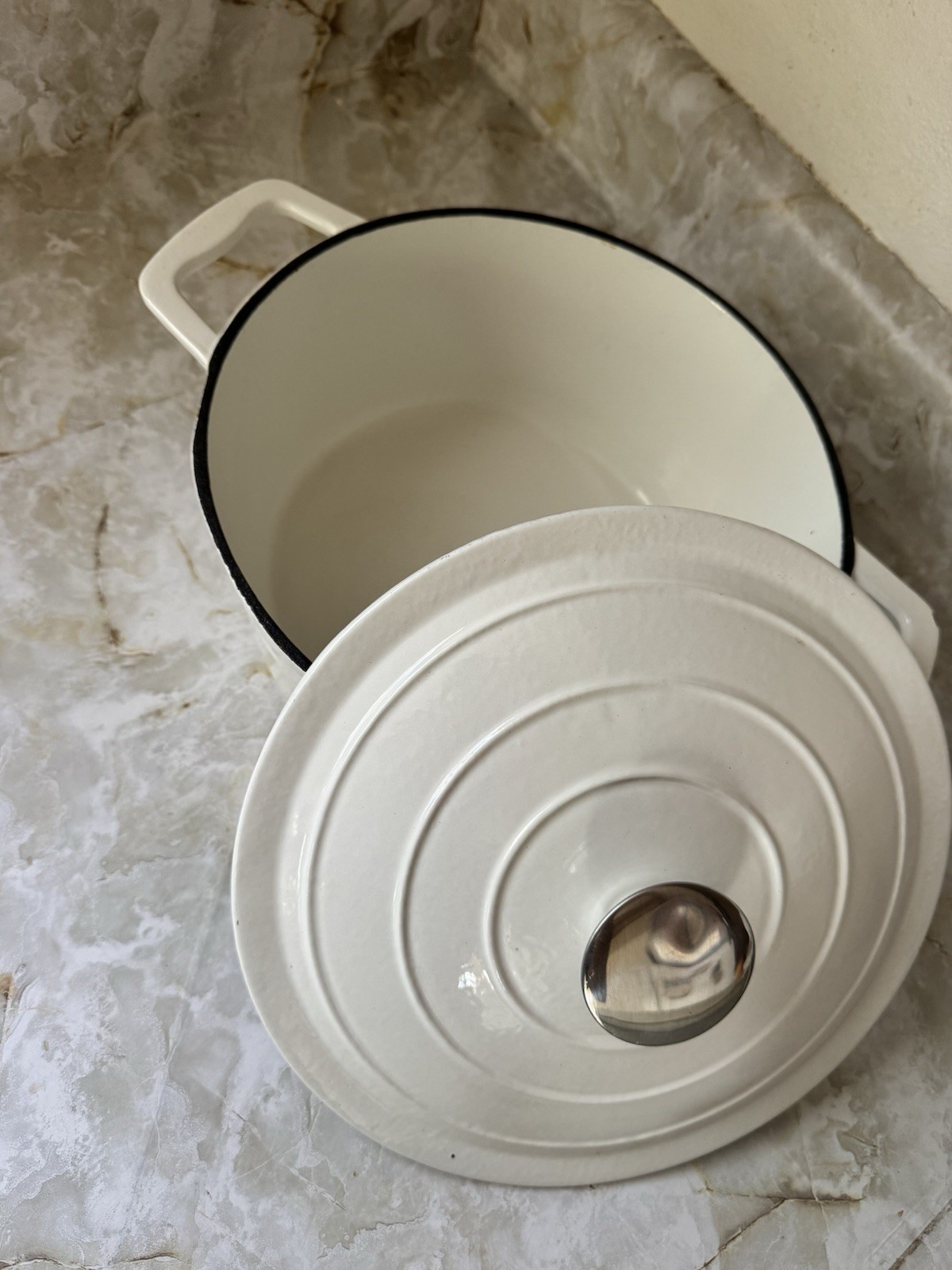 5 Qt White Enamel Cast Iron Round Casserole Dutch Oven w/ Lid, Double Handles