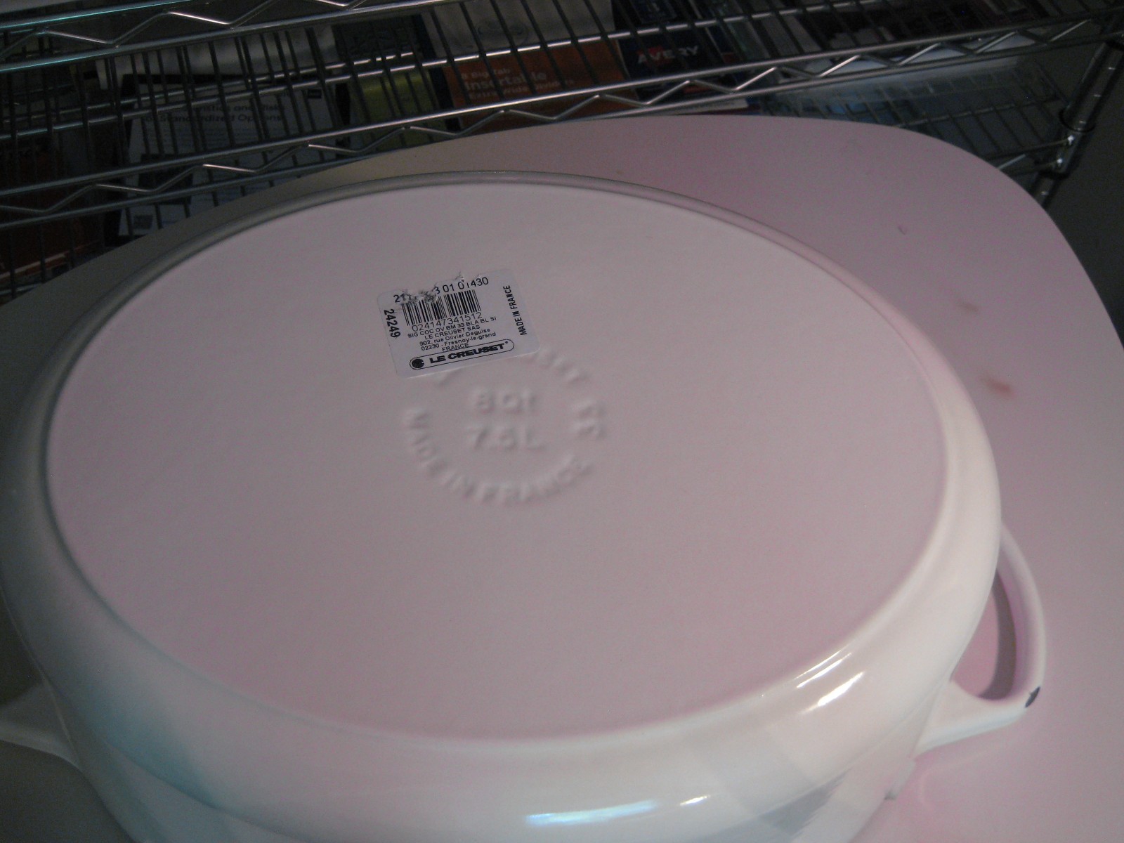 Le Creuset Signature Oval enamel cast iron with lid 8 qt White