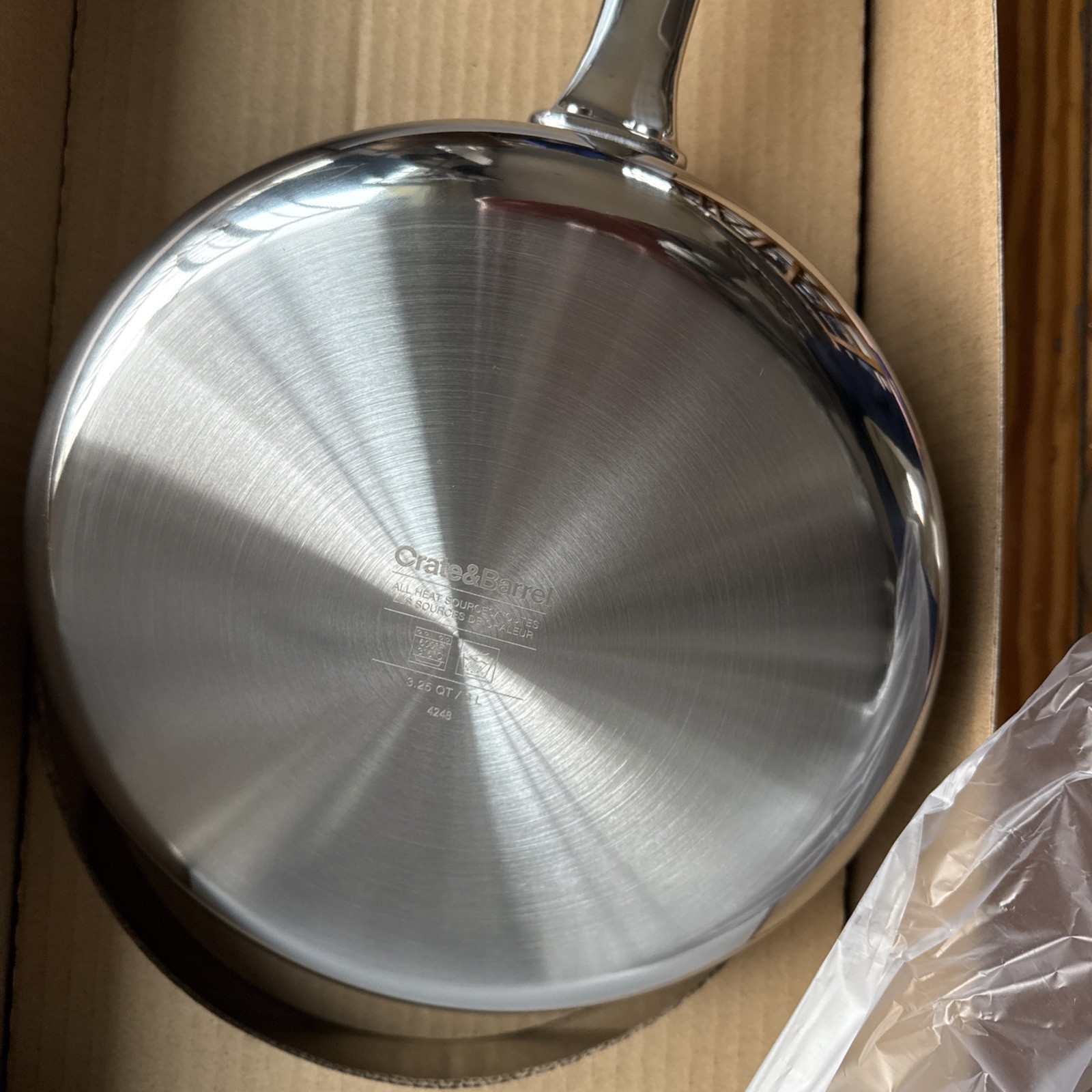 New $190 Crate & Barrel EvenCook Core 3.25 Qt. Stainless Steel Saute Pan w/ Lid