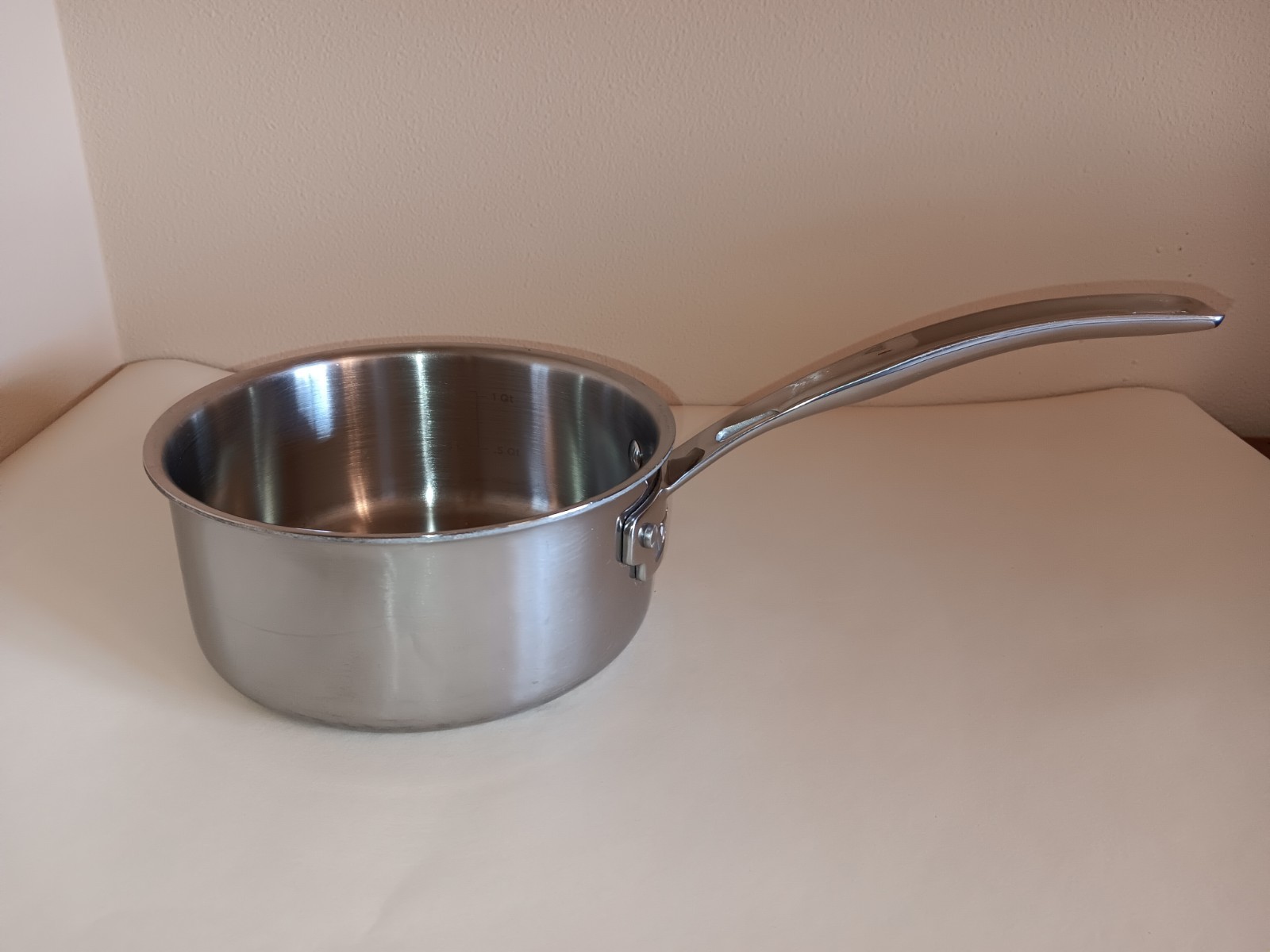 Viking 1.5 Qt Stainless Steel Saucepan NO LID Dishwasher Safe Induction Gas Elec