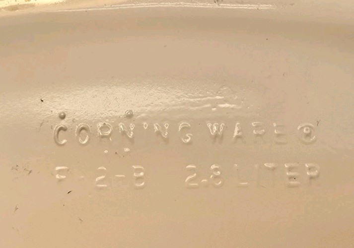 Vtg Corning Ware French White F-2-B Pyroceram Oval Casserole Dish Lid & Cradle