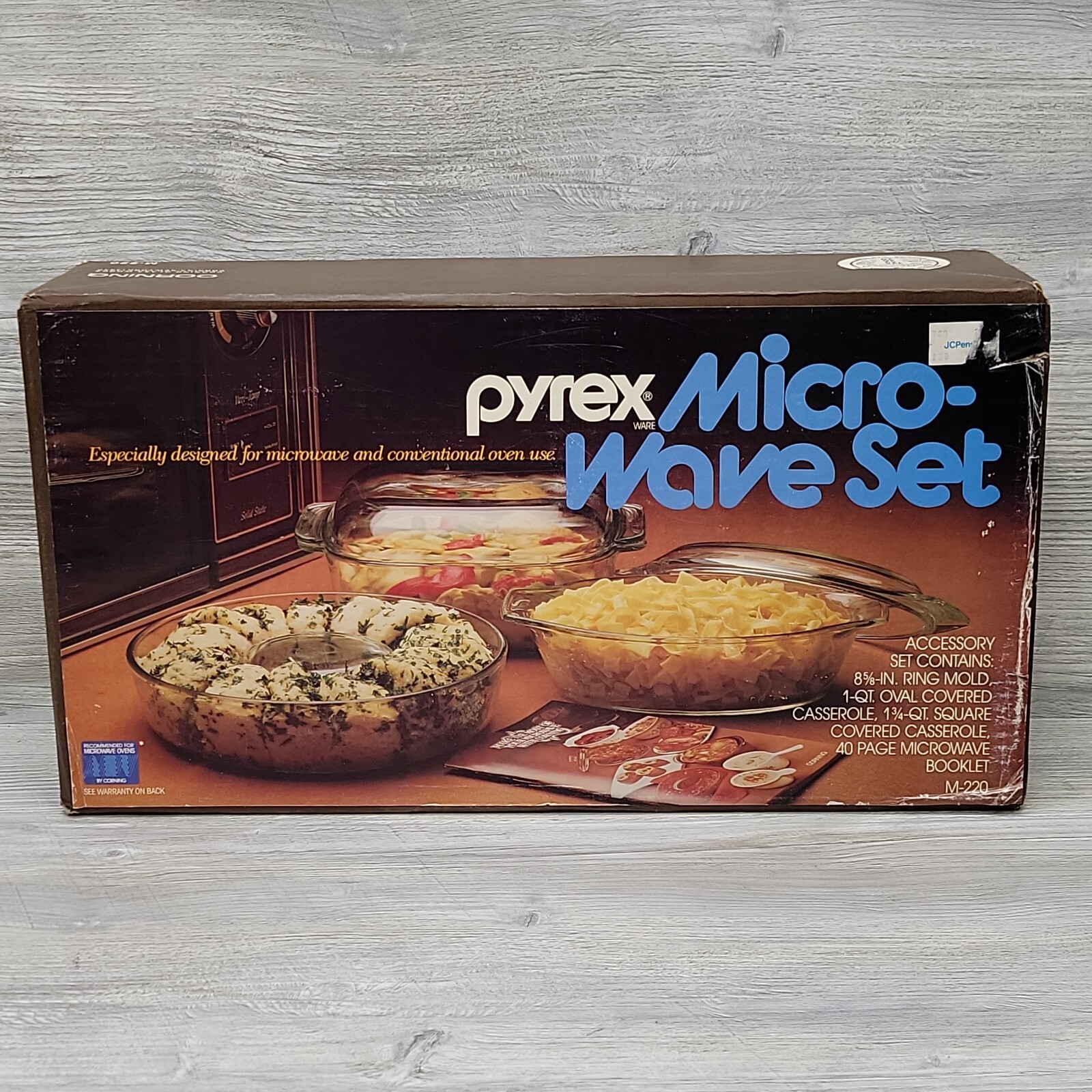 VTG Corning Pyrex 5pc Microwave Set 1qt Oval 1-3/4qt Square Covered Casserole