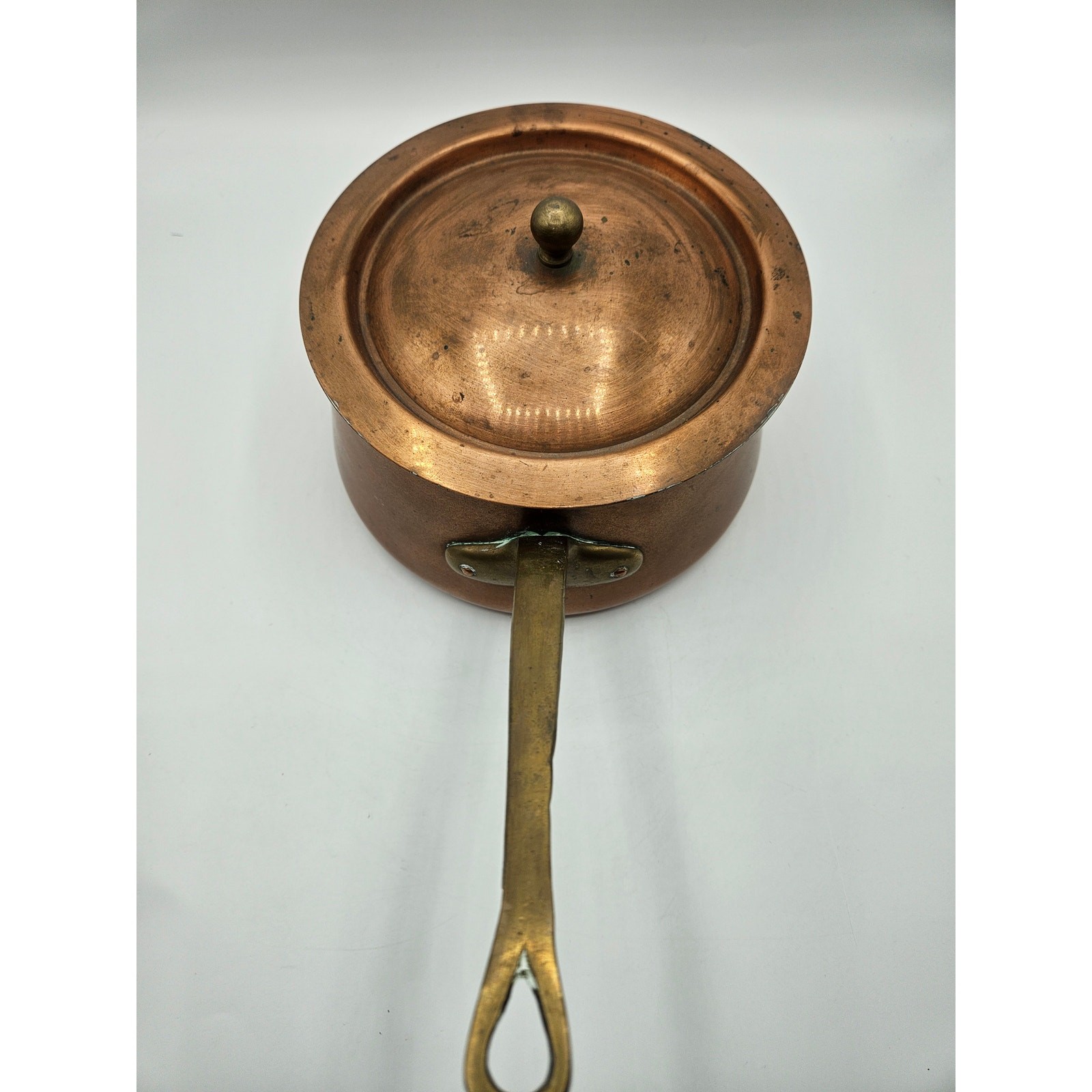 Vintage Hand Hammered Bombe Copper Saucepan Tin Lined Brass Handles 6.5″ Lid