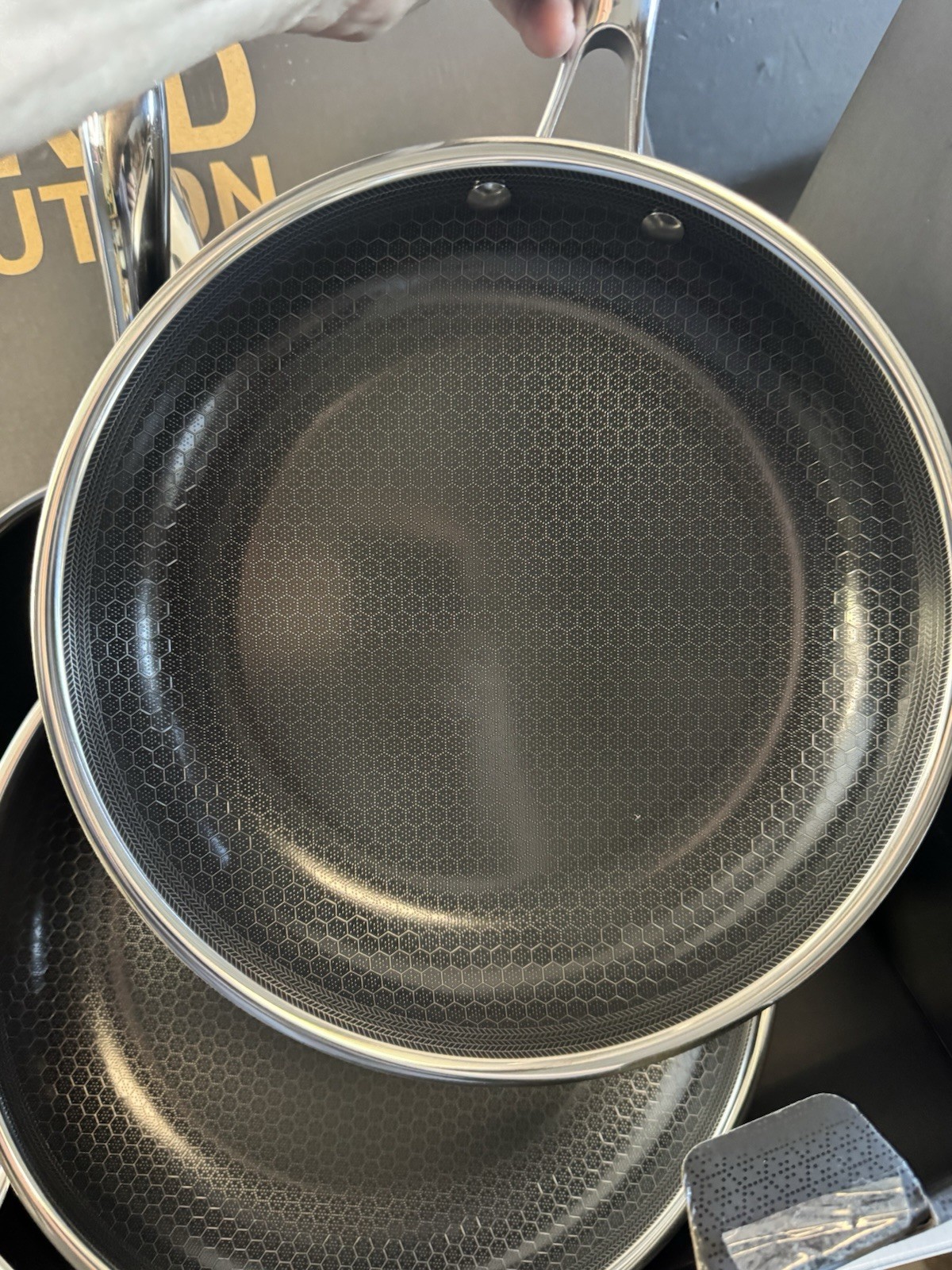 HexClad Hybrid Nonstick 7-Piece Set: 8″, 10″ & 12″ Pans, 12” Wok & Lids, NEW!