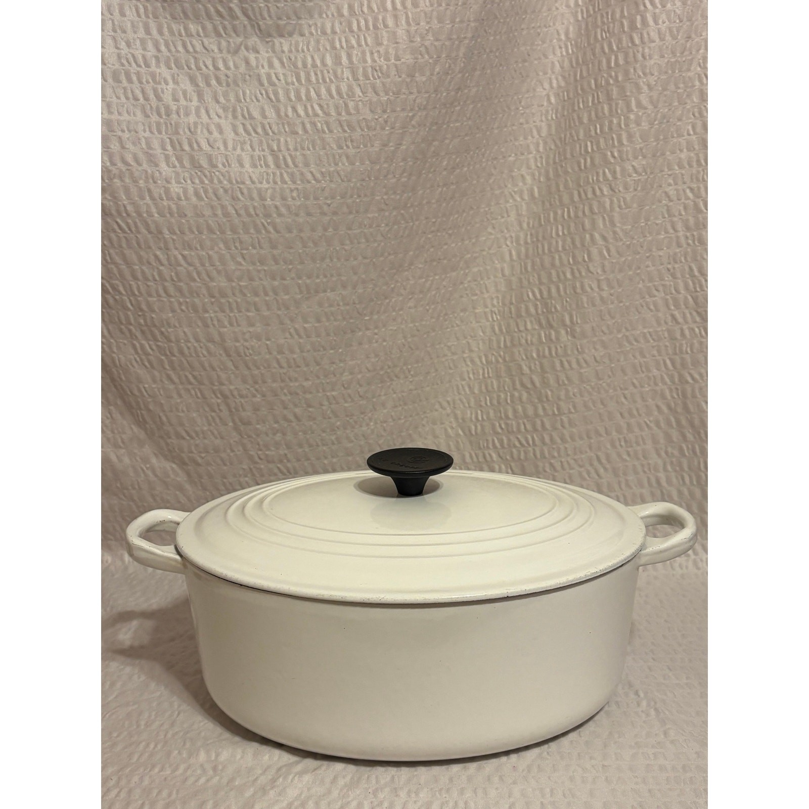 Le Creuset 29 Oval Dutch Oven White Enameled Cast Iron Made in France 6.75qt EUC